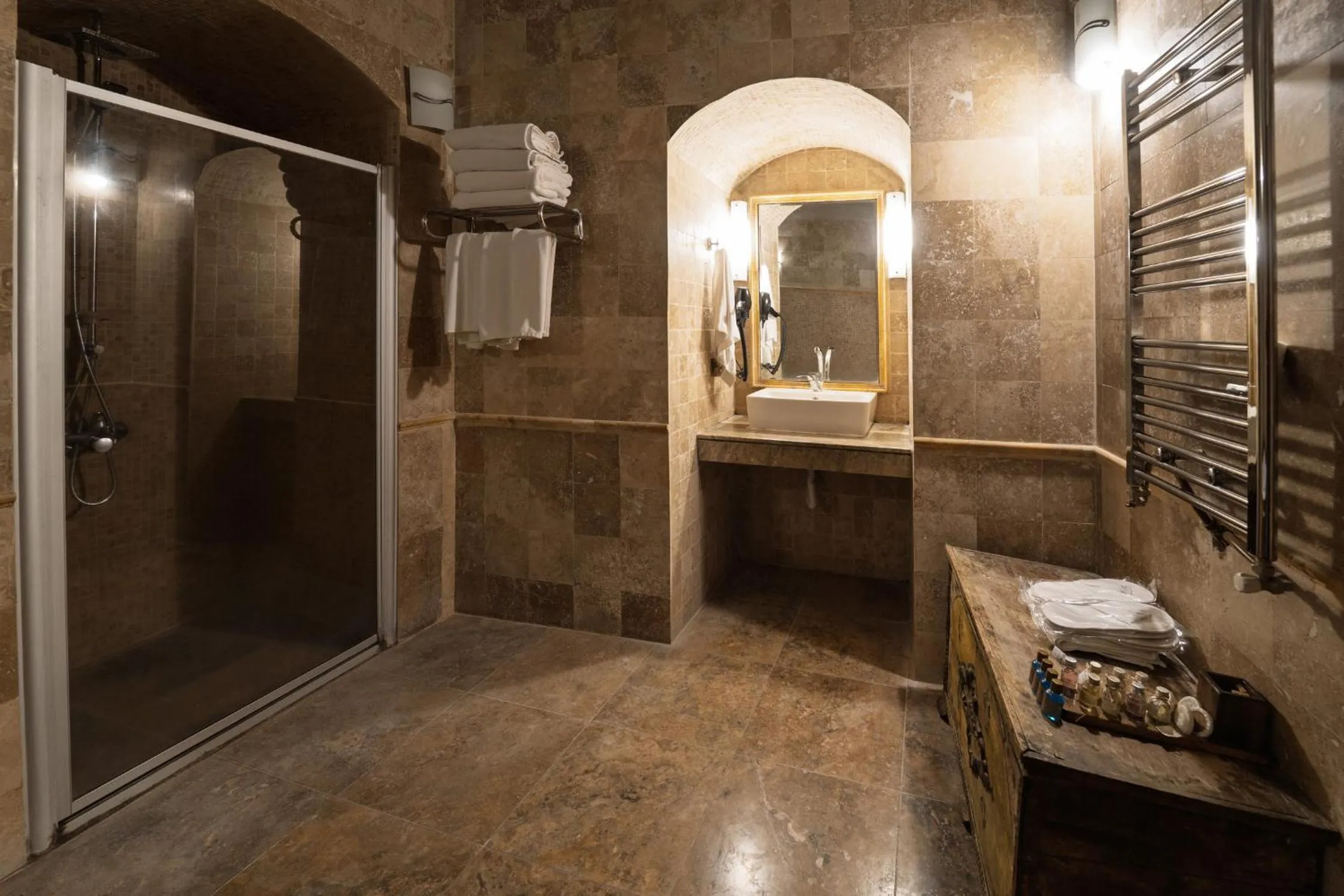 Shower in Grand Cave Suites