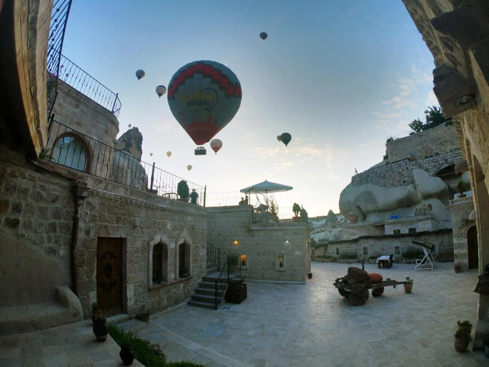 Balcony/Terrace in Grand Cave Suites