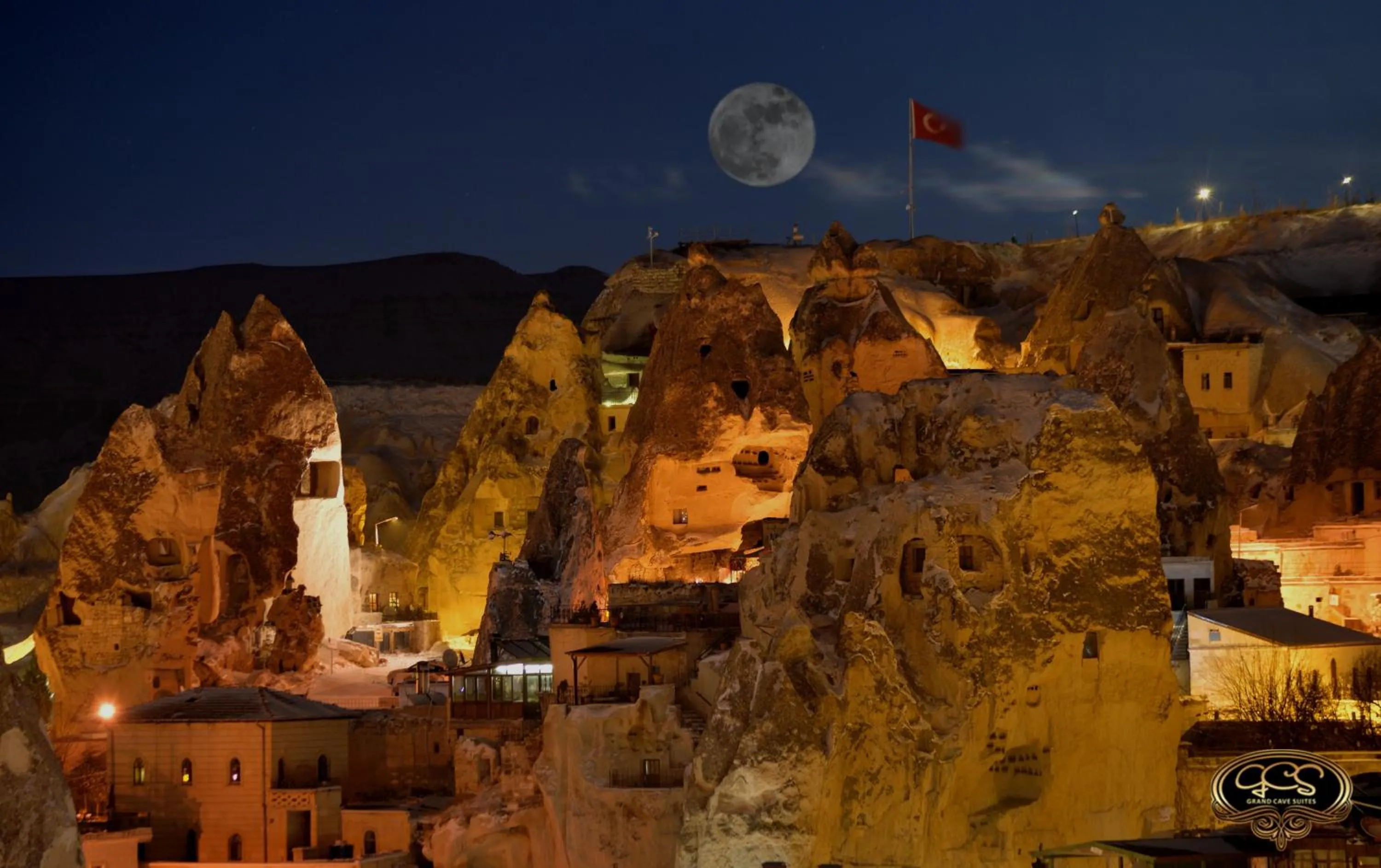 Night in Grand Cave Suites