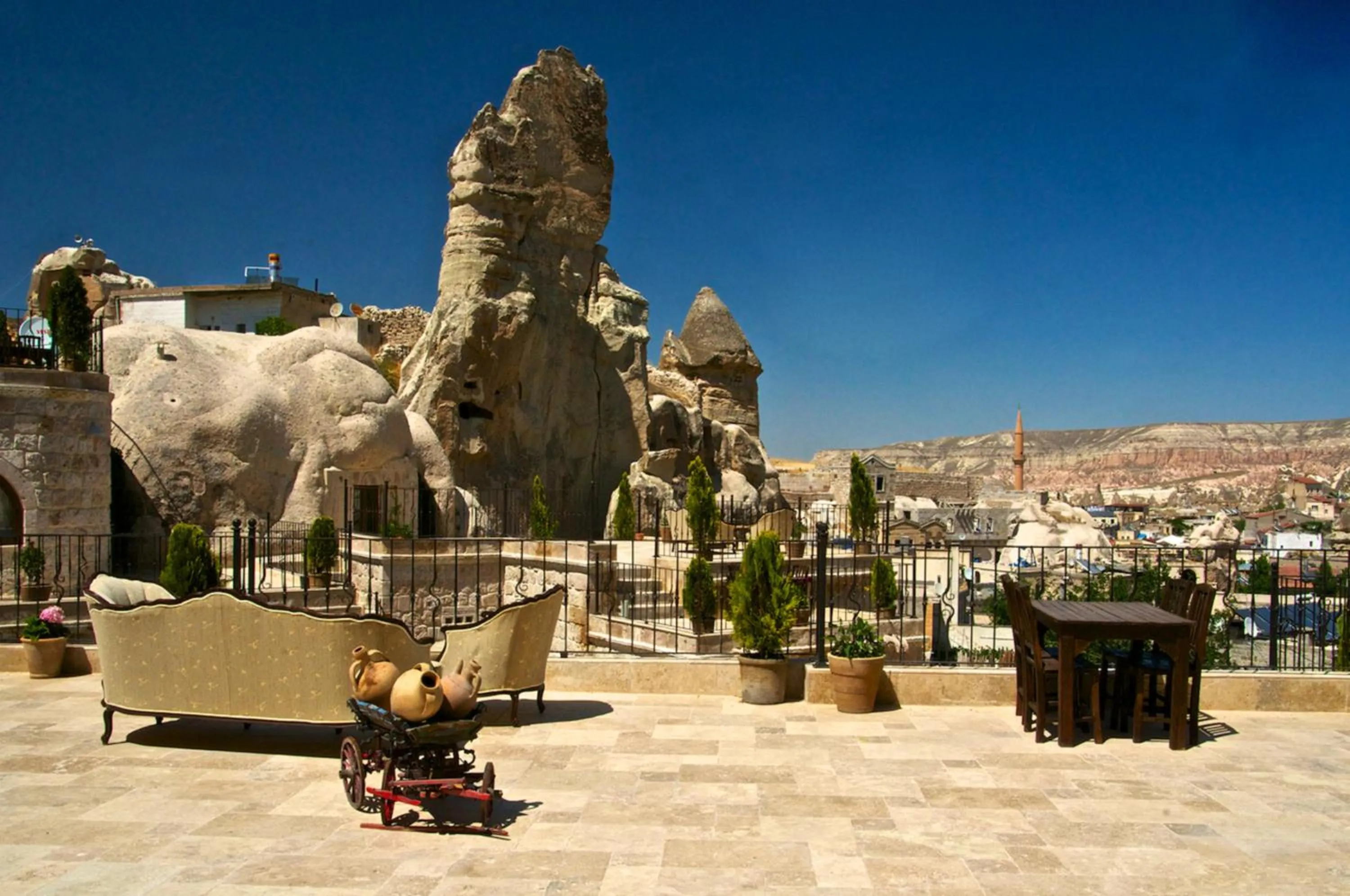 Area and facilities in Grand Cave Suites