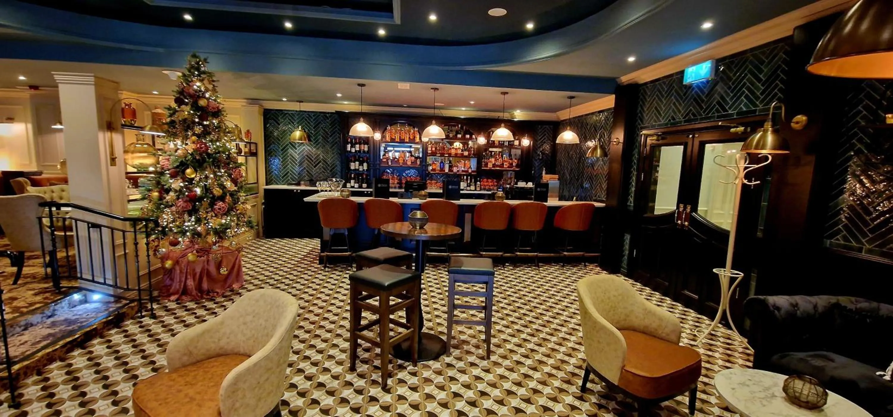 Restaurant/places to eat in Diamond Coast Hotel