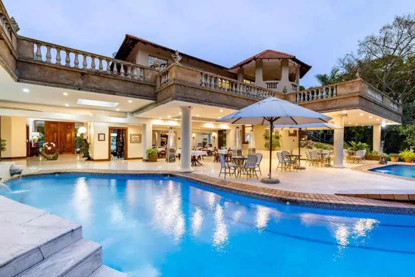 Restaurant/places to eat in Christies at 32 on Russell Restaurant/places to eat in Christies at 32 on Russell