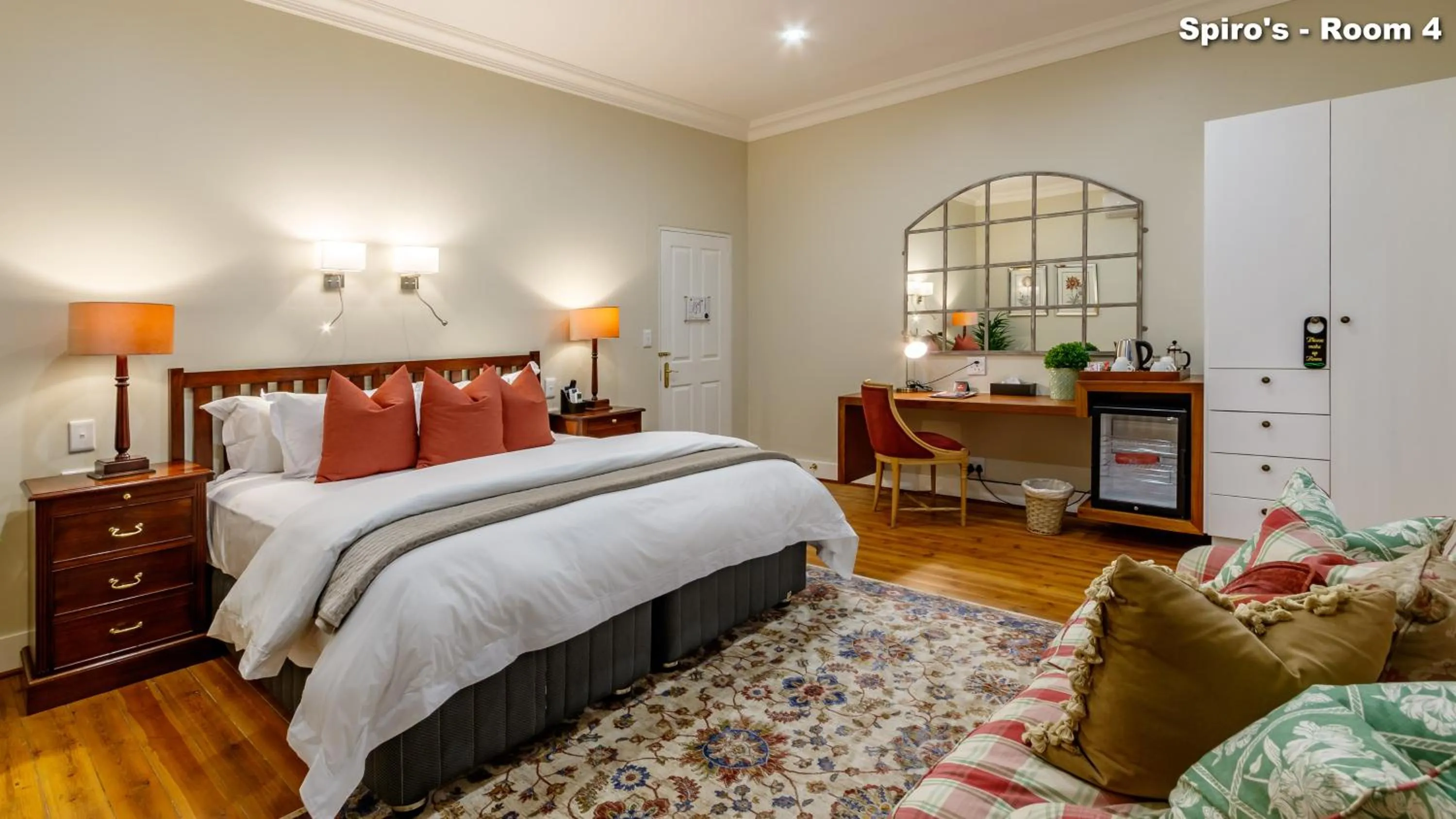 Bed in Christies at 32 on Russell