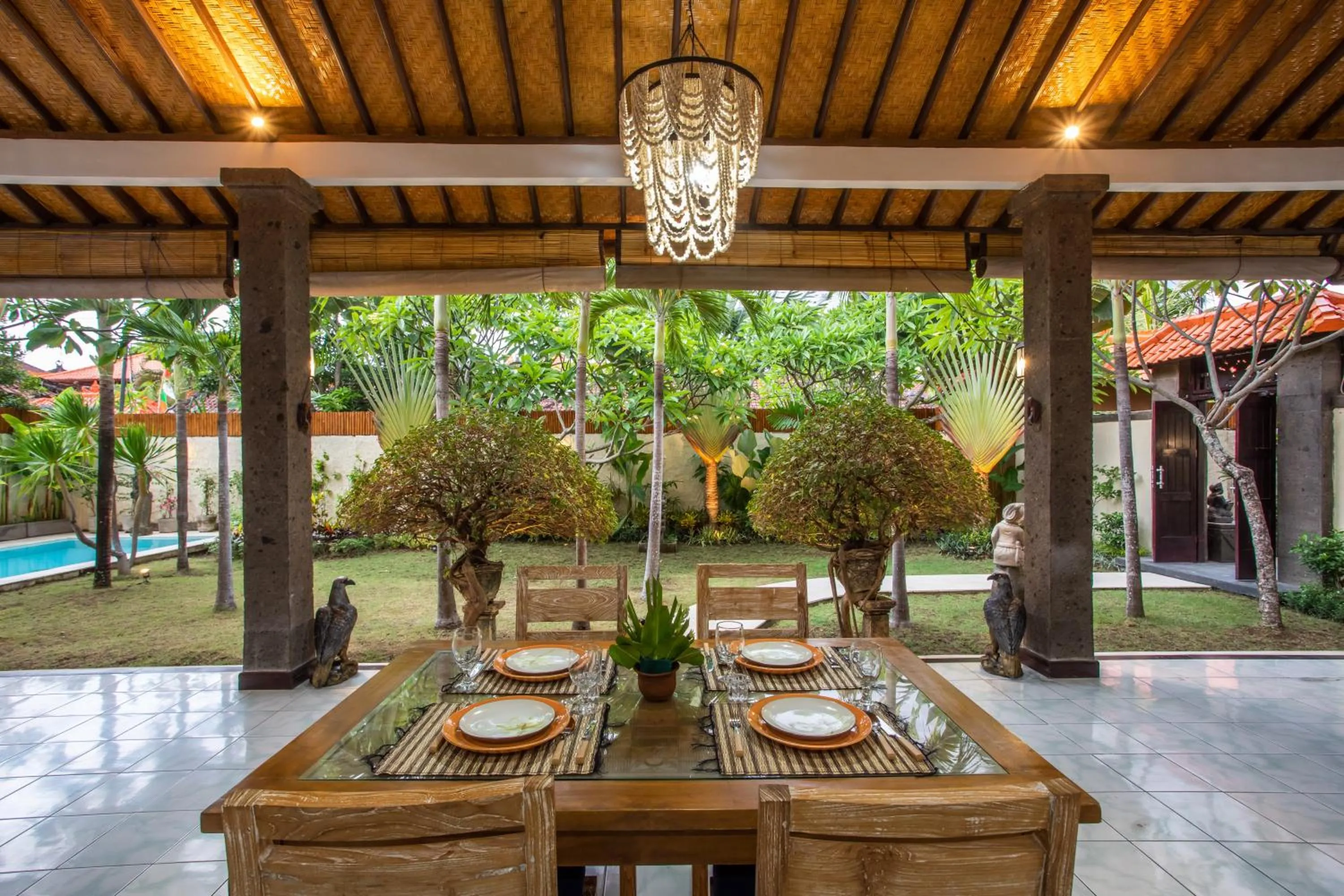 Restaurant/places to eat in The Catur Villa Seminyak