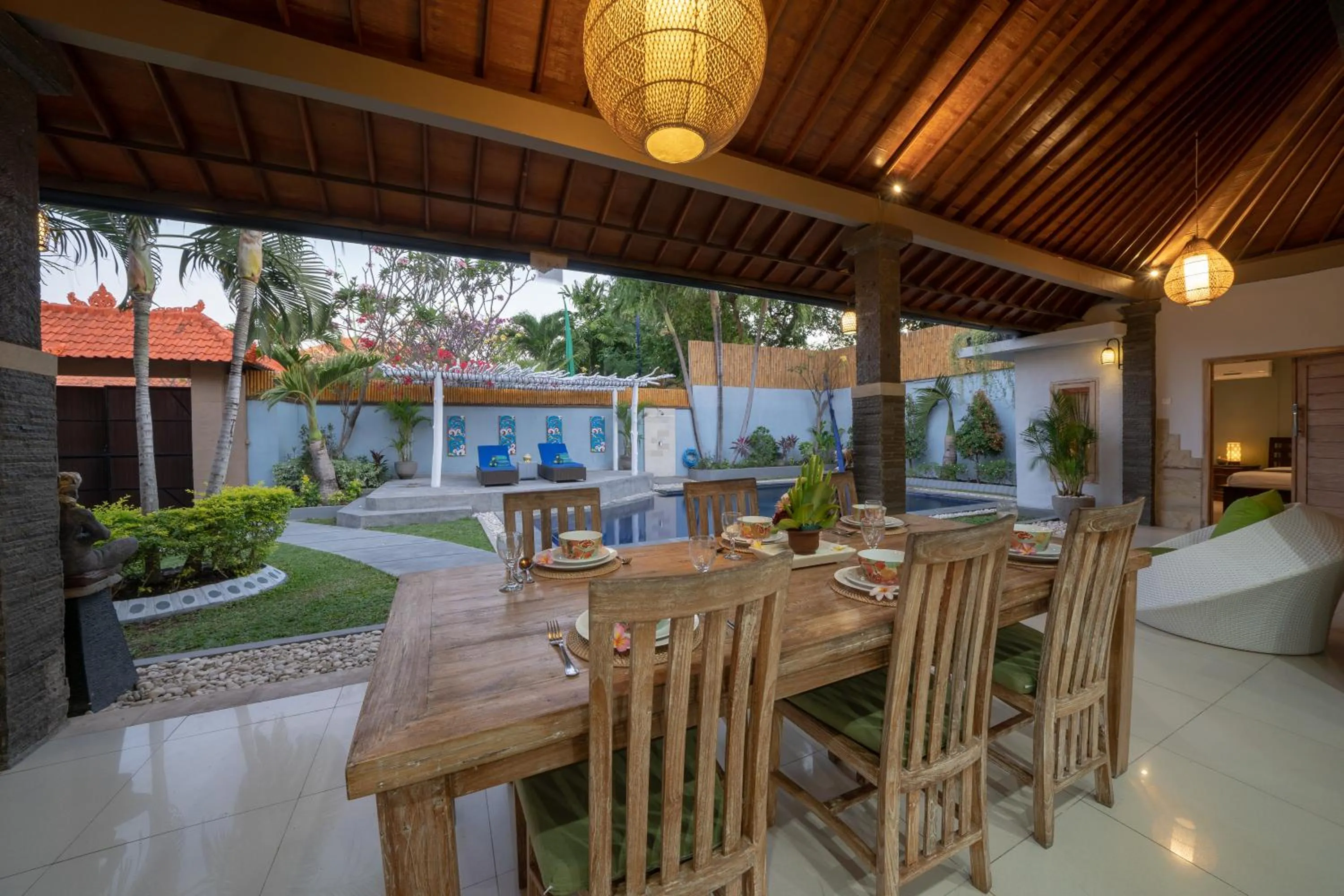 Restaurant/places to eat in The Catur Villa Seminyak