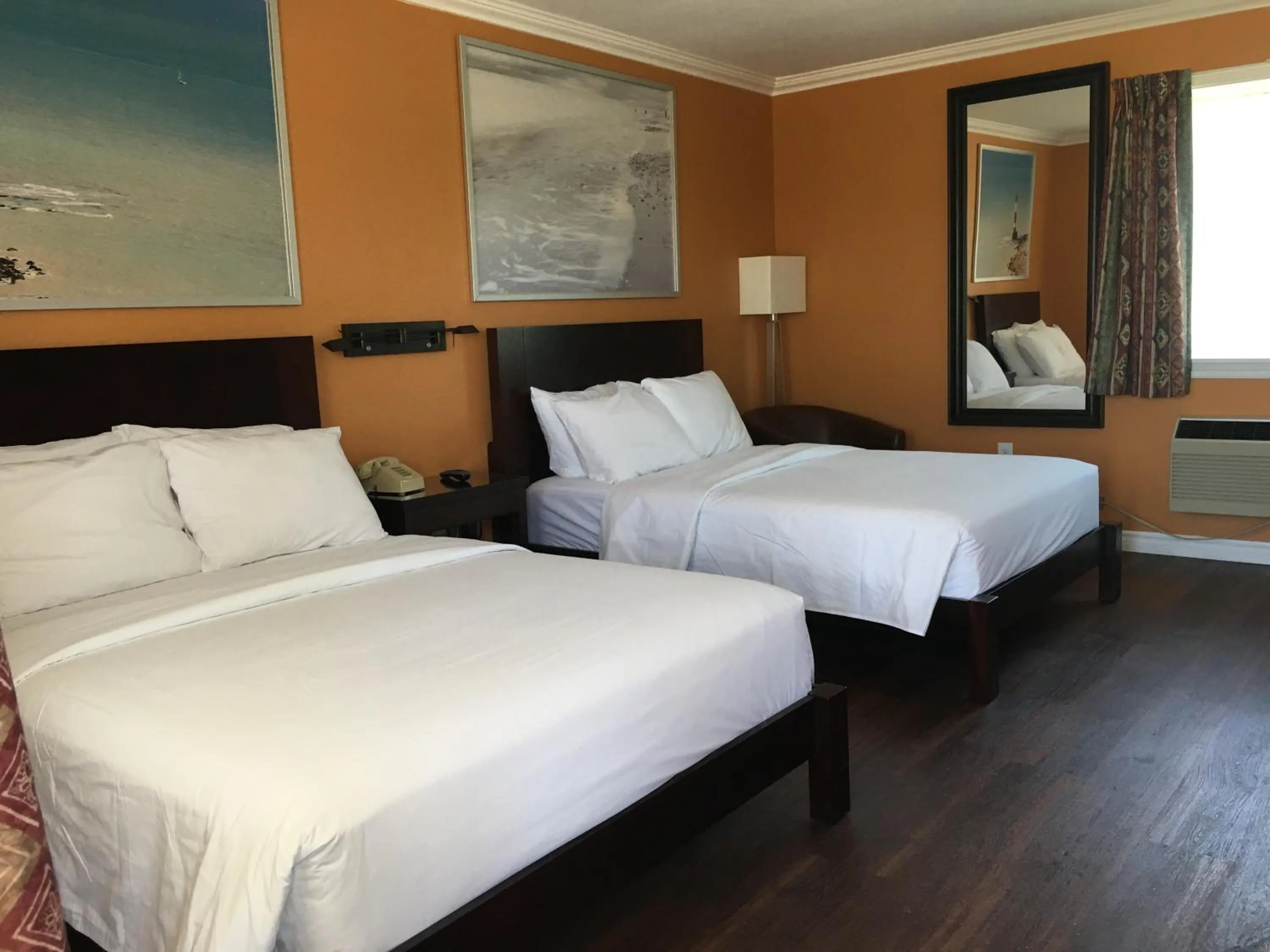 Bedroom, Bed in Annapolis Royal Inn & Suites