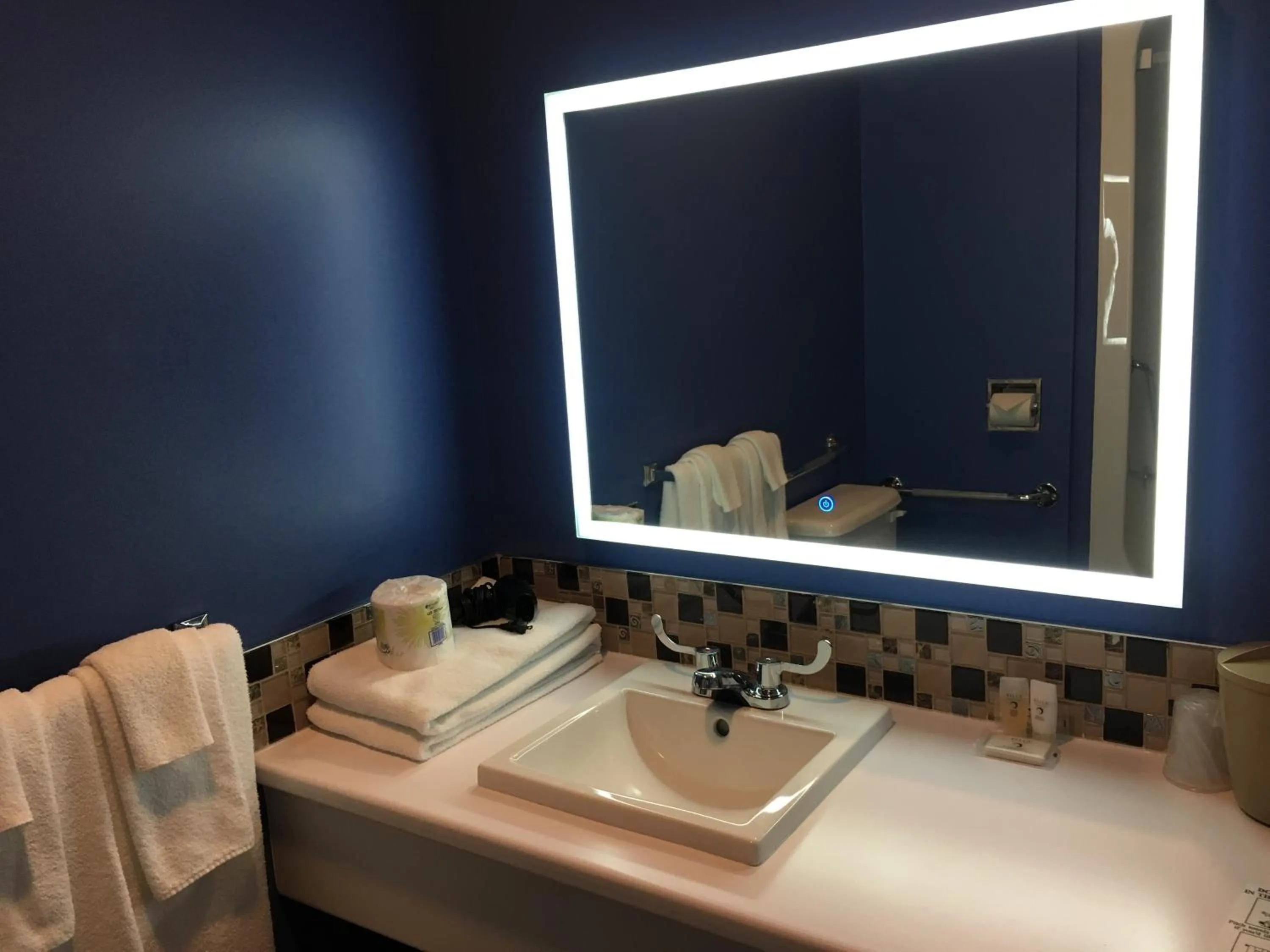 Bathroom in Annapolis Royal Inn & Suites