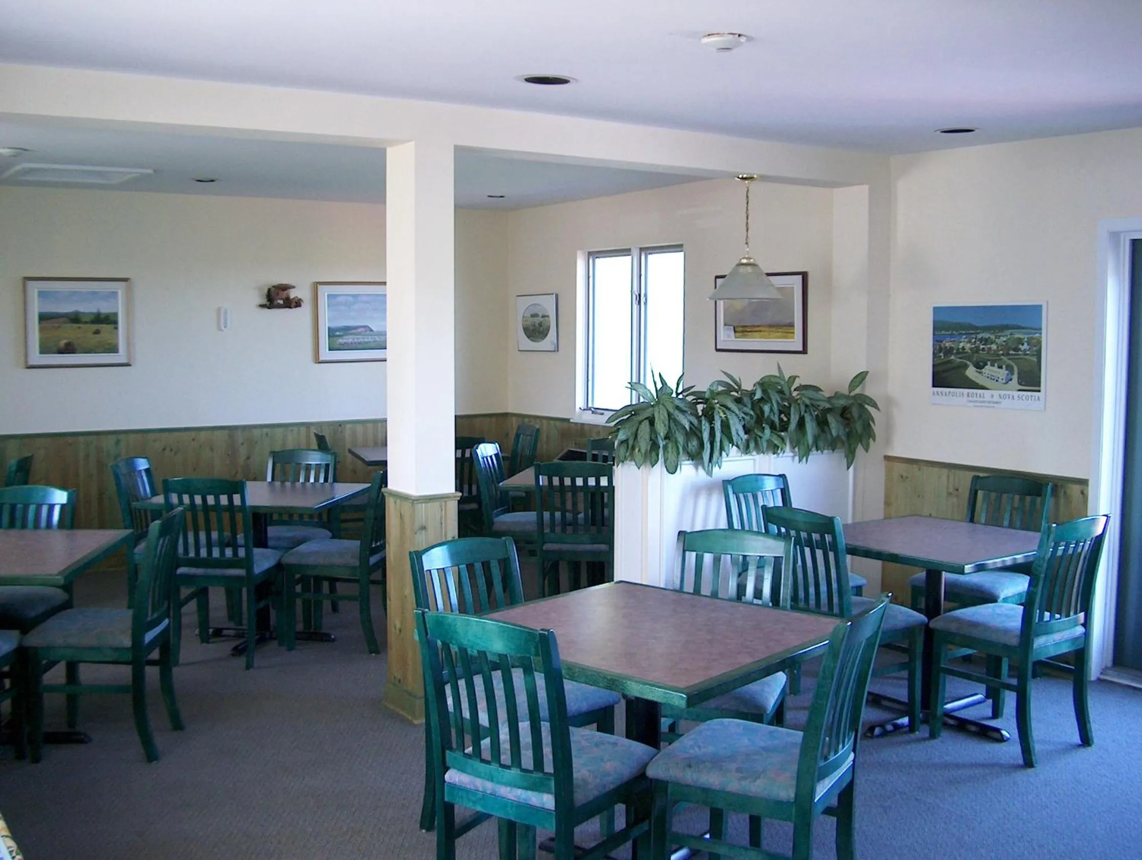 Restaurant/places to eat in Annapolis Royal Inn & Suites