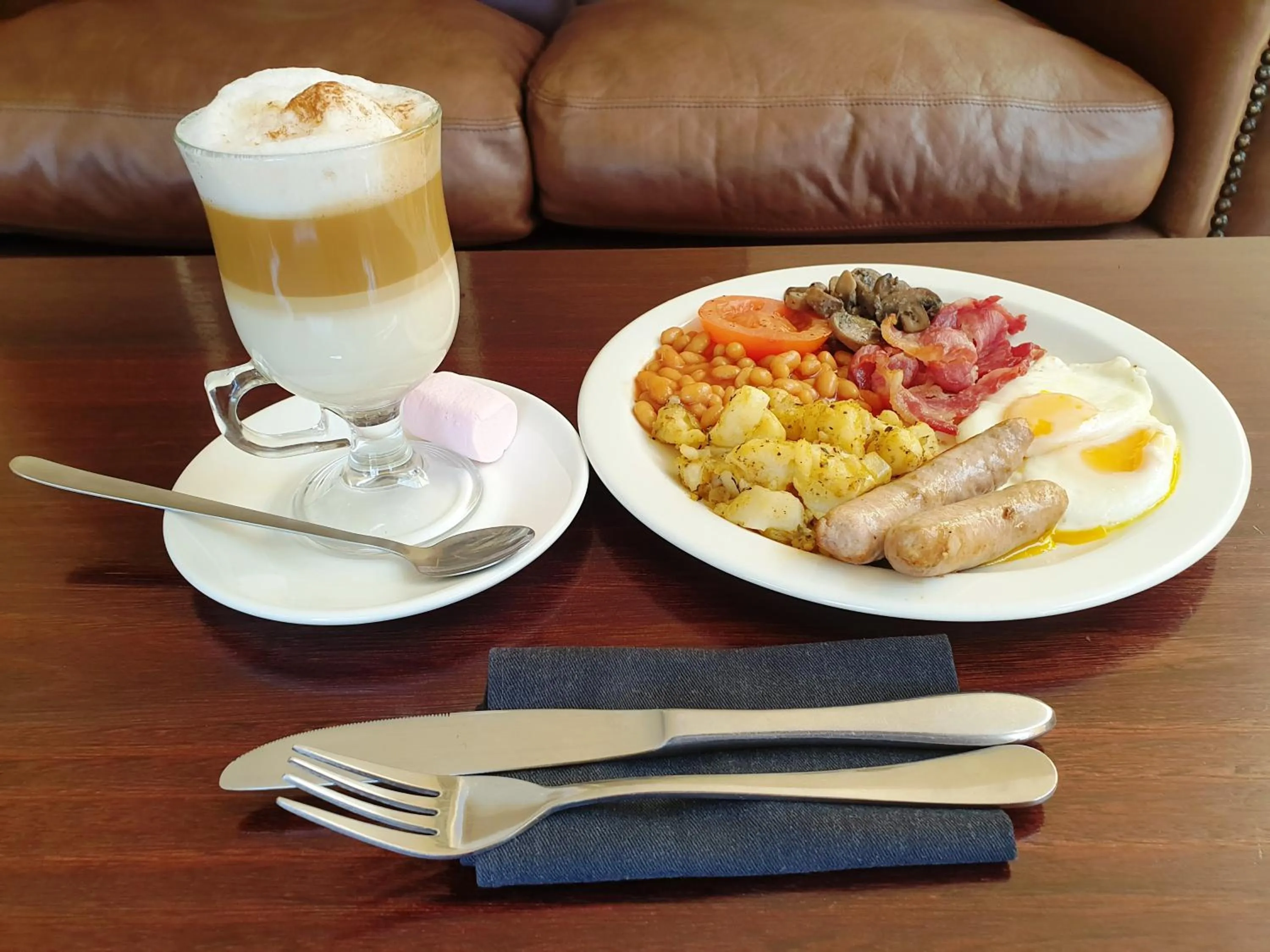 Breakfast in Nolangeni Hotel