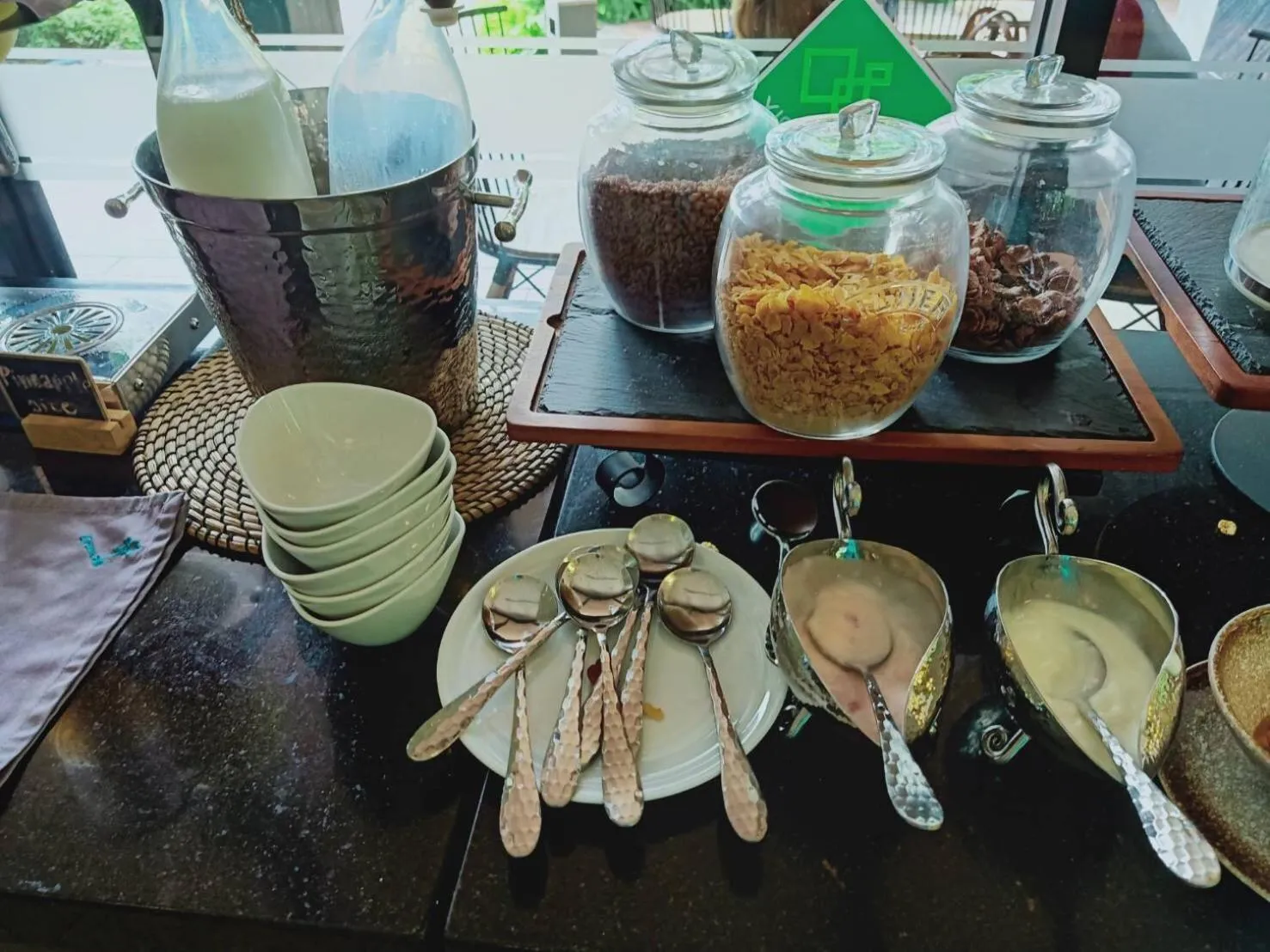 Breakfast in Green Pix Khaoyai