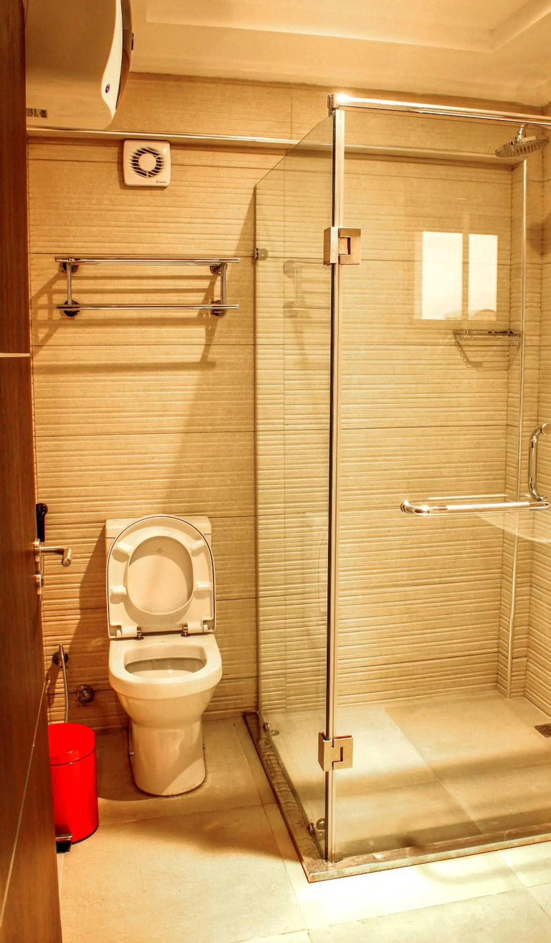 Toilet in Joshesther Olive Hotel