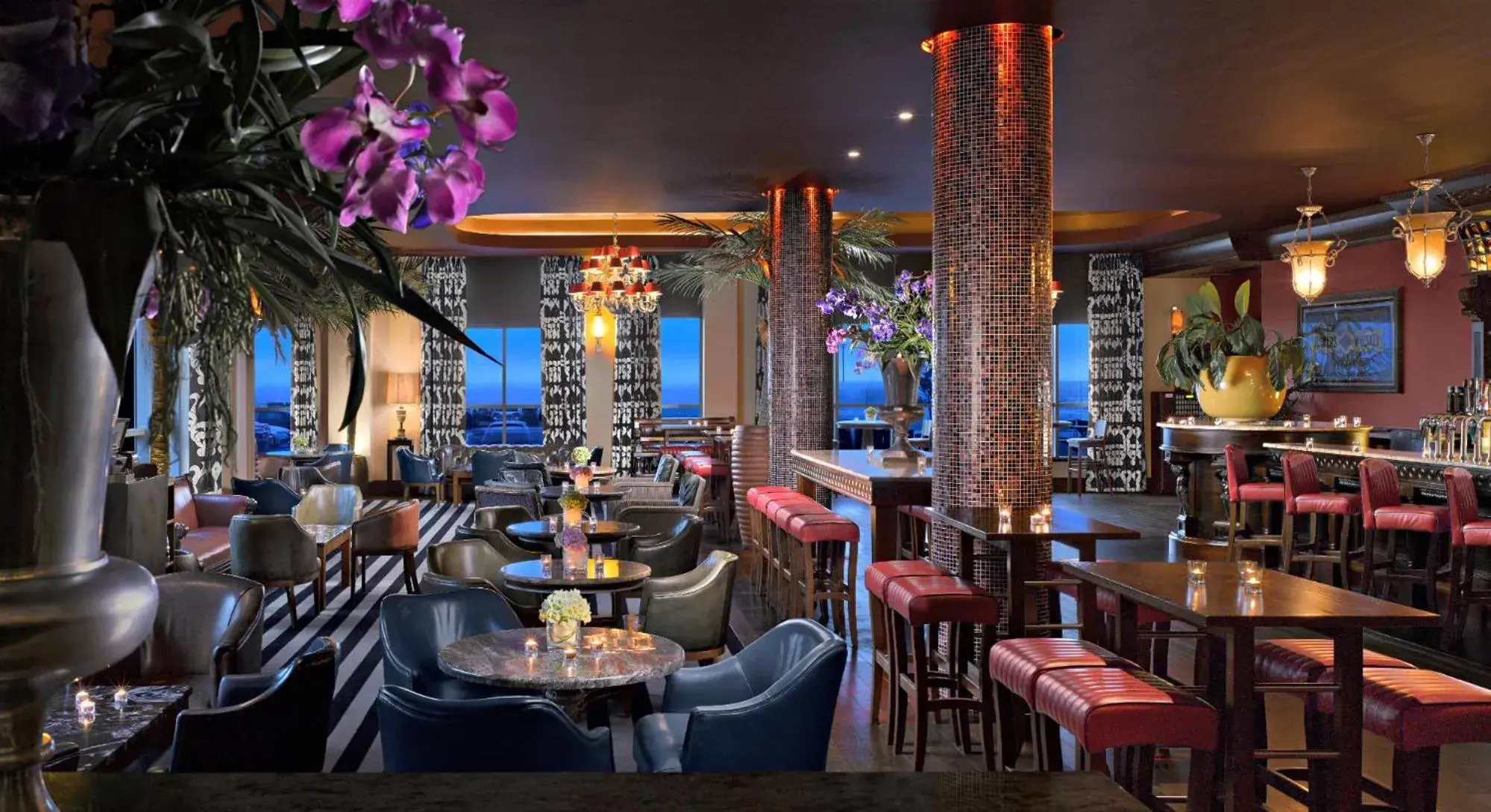 Lounge or bar in Salthill Hotel Lounge or bar in Salthill Hotel