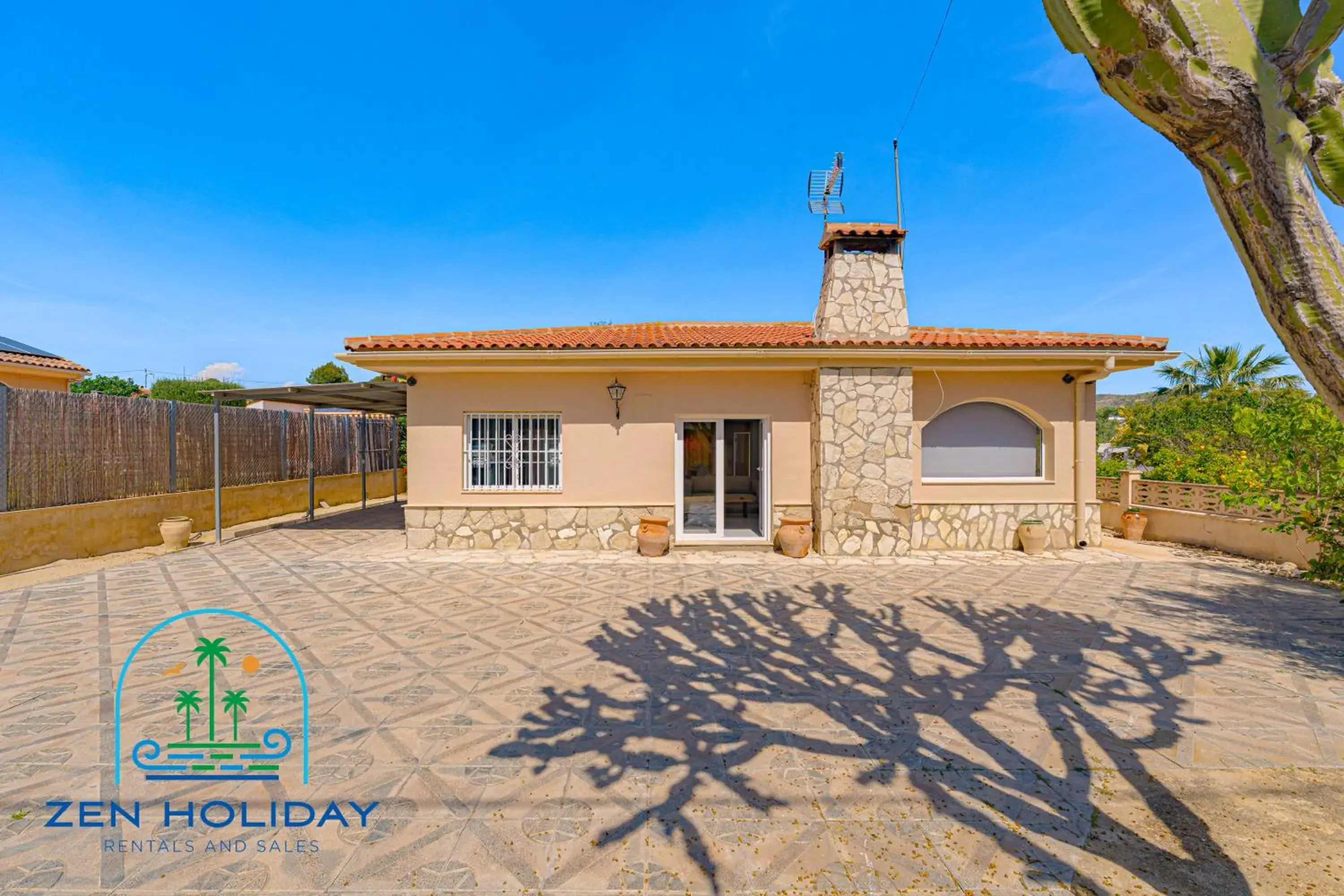 Villa Reyets 4 bed 3 bath Private Pool Villa Reyets 4 bed 3 bath Private Pool