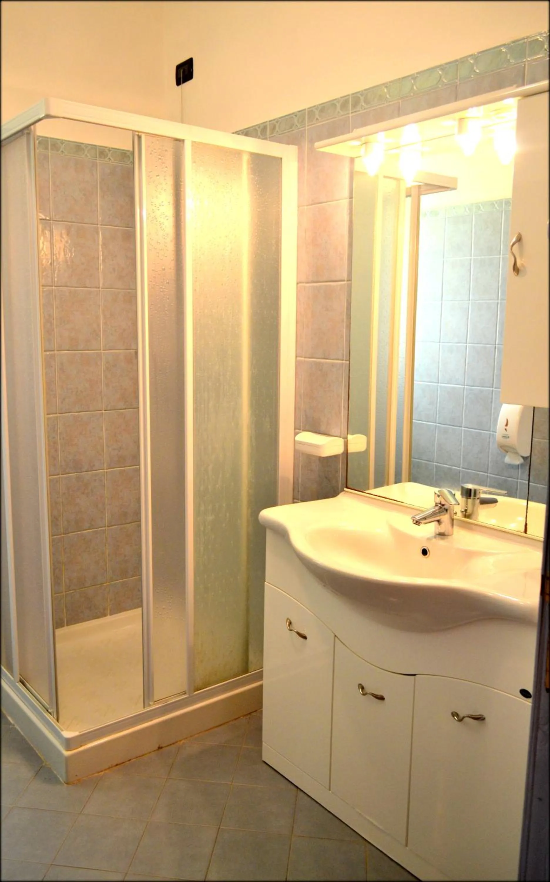 Bathroom in Hotel Anfora