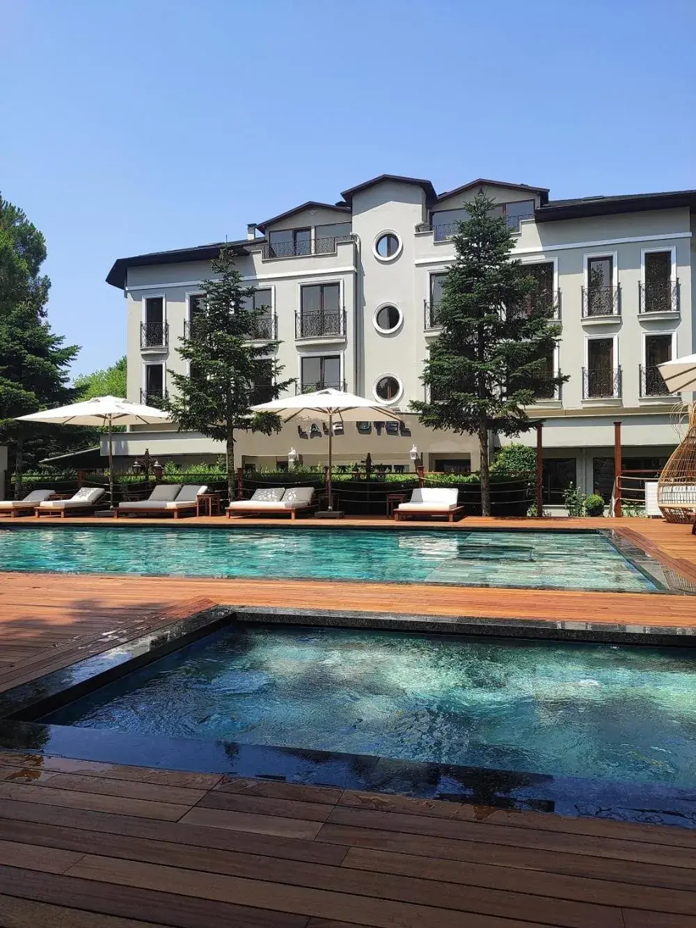 Swimming pool in Lale Hotel Swimming pool in Lale Hotel