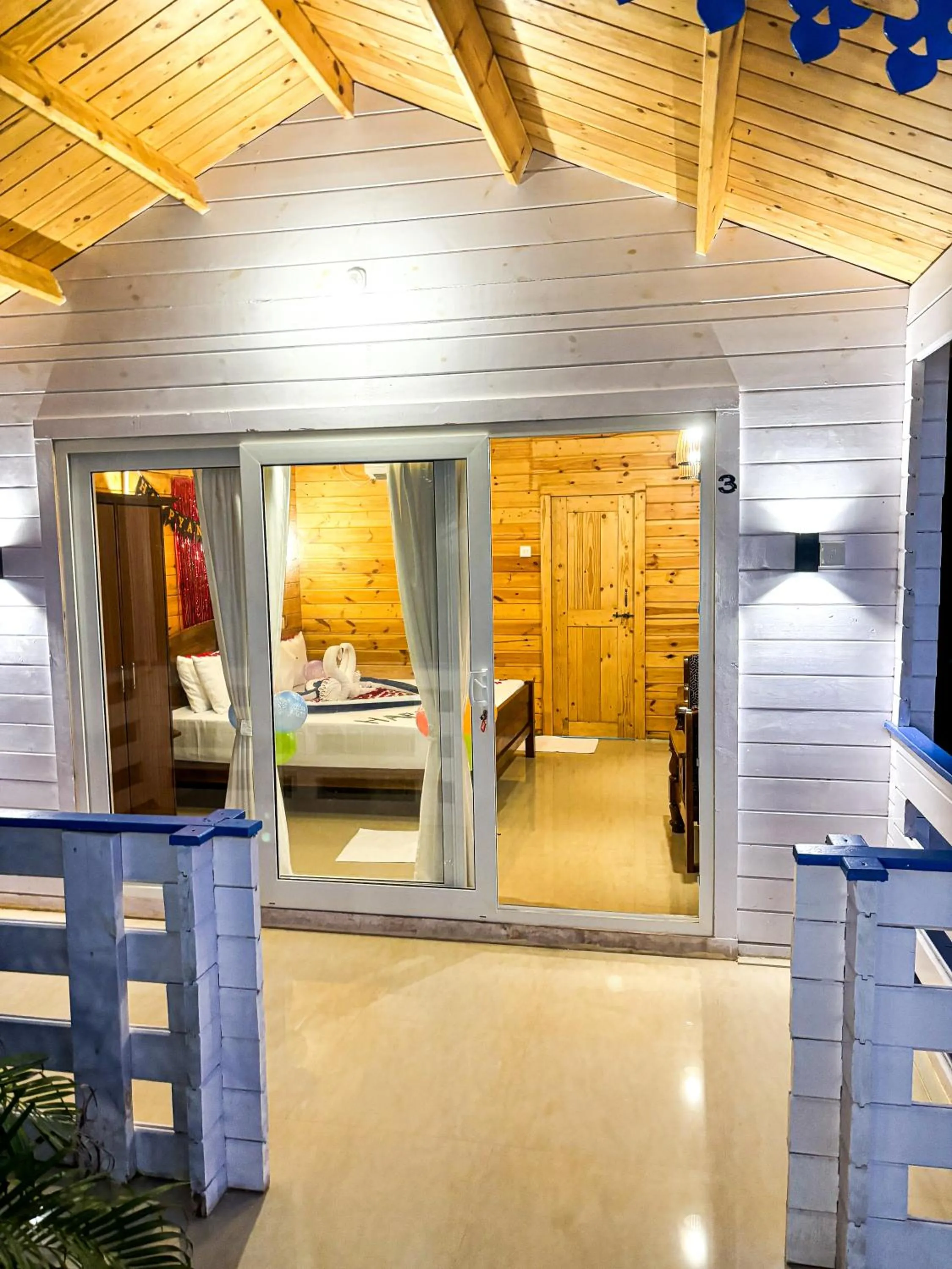 Photo of the whole room, Bed in Red Crab Eco Resorts