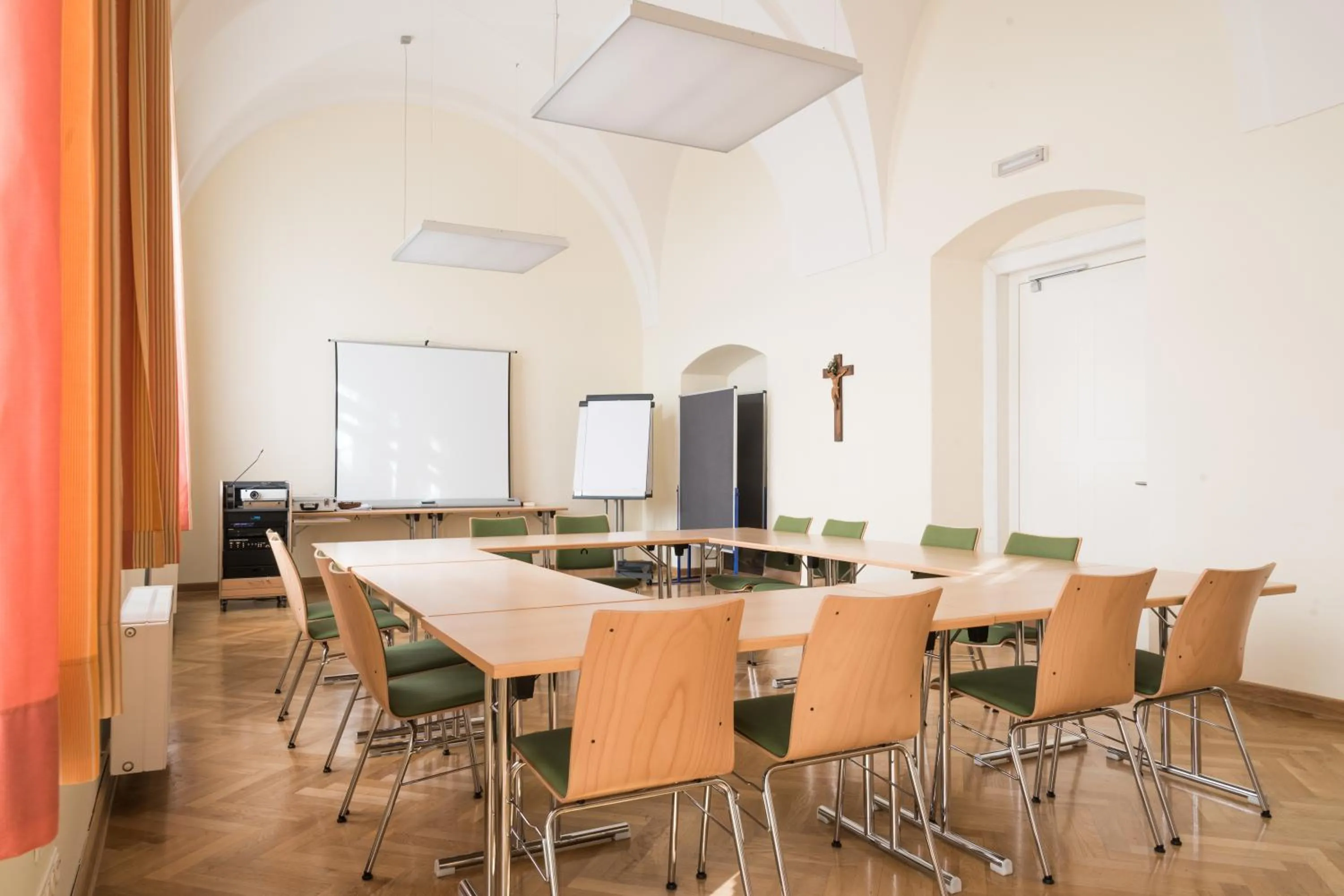 Meeting/conference room in Gästehaus im Priesterseminar Salzburg