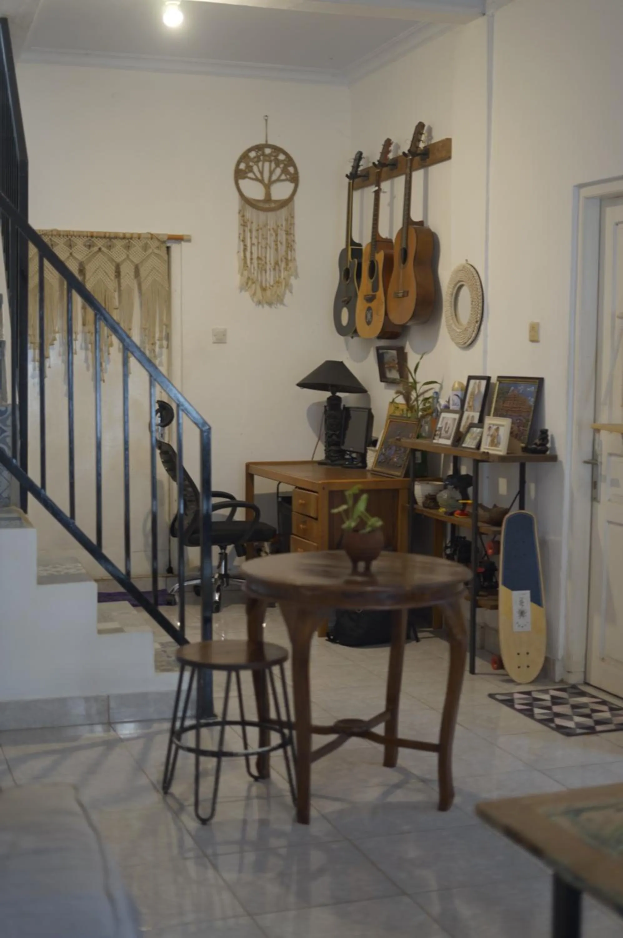 Living room in Oke Baik Hostel