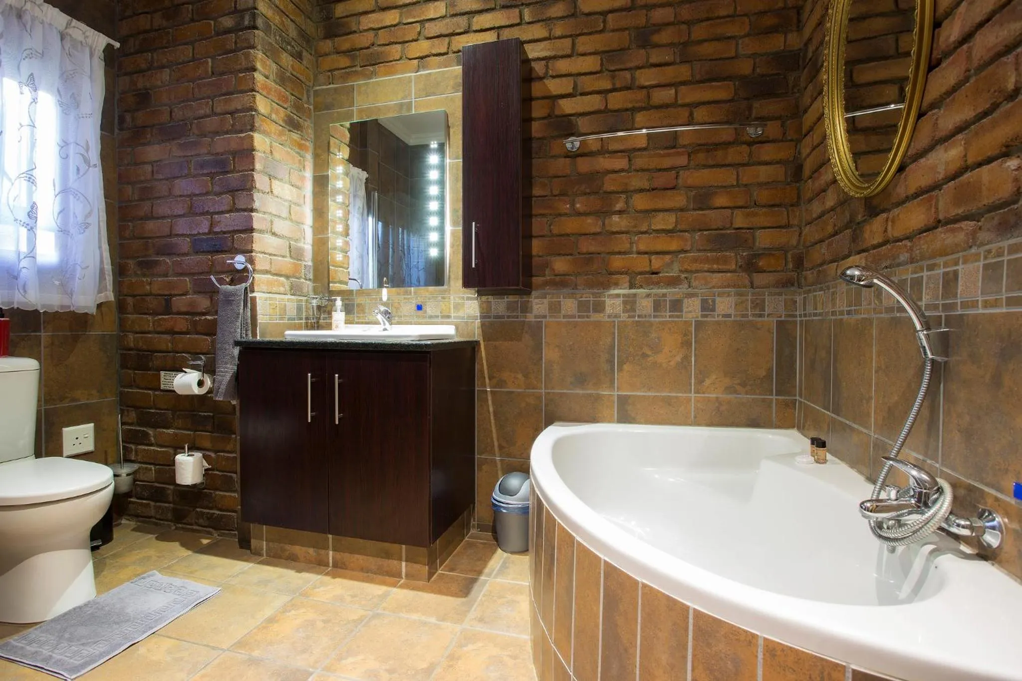 Bathroom in Doringpoort Lodge