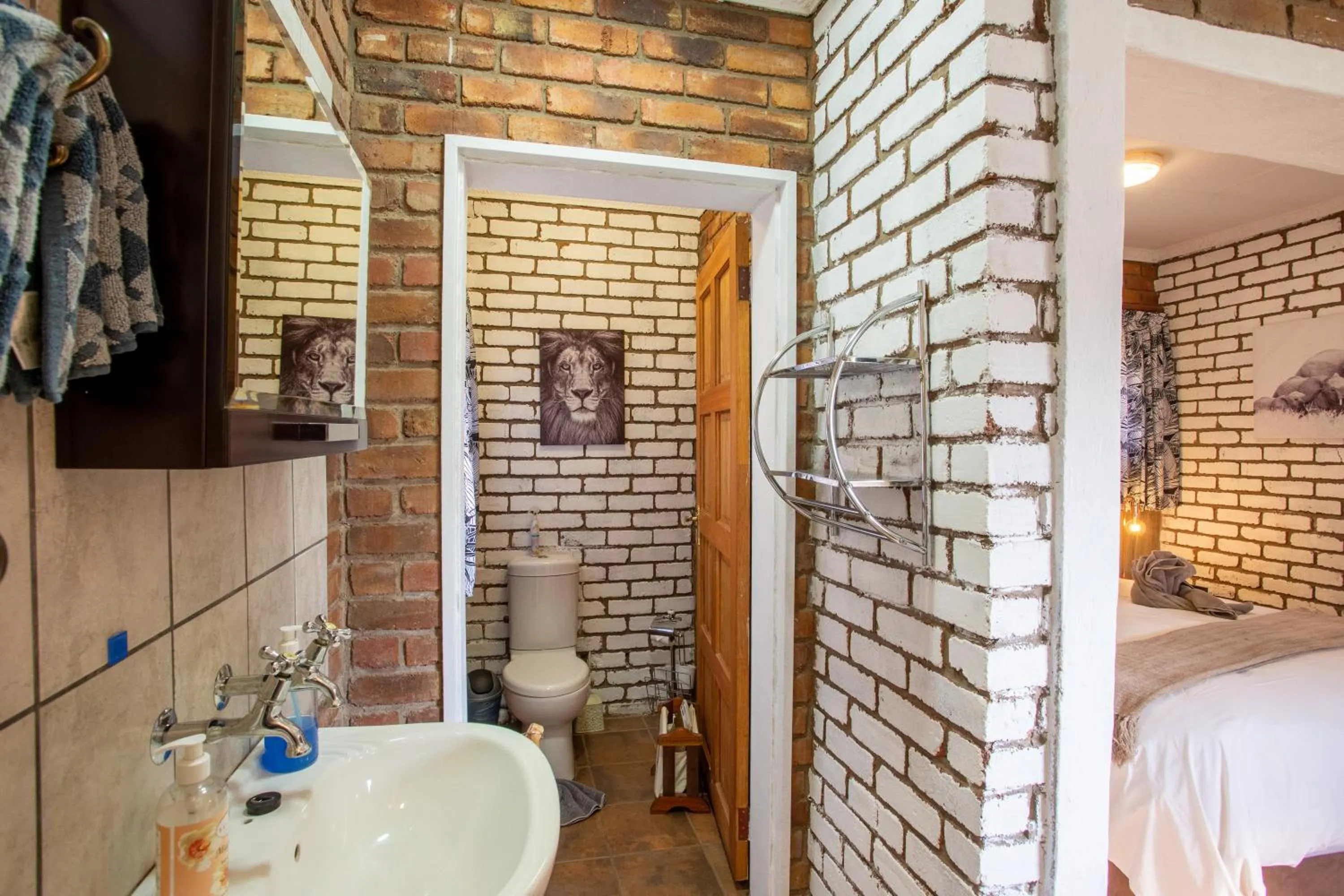 Toilet in Doringpoort Lodge