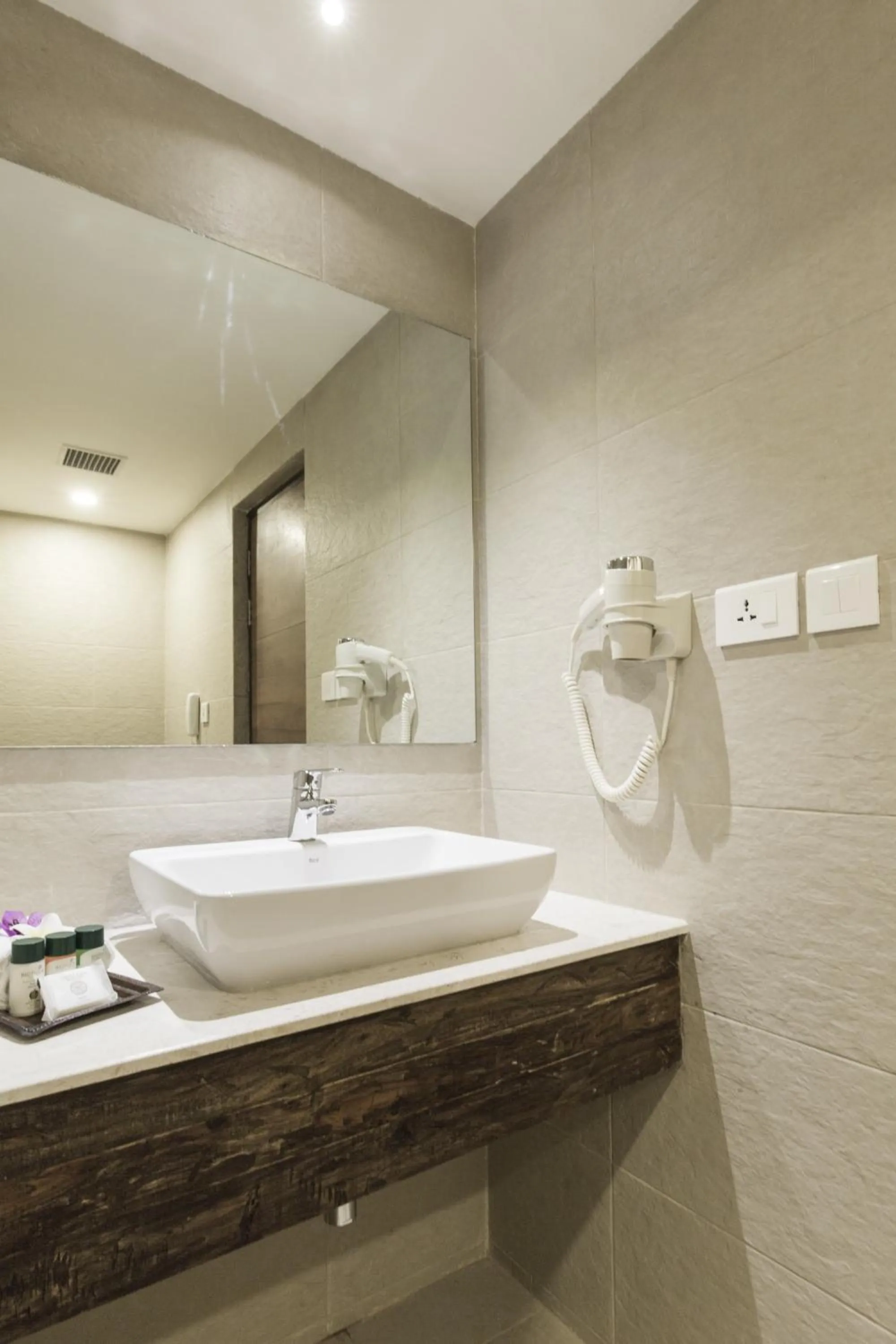 Toilet in Hotel Roadhouse, Thamel, Kathmandu- Contemporary Boutique