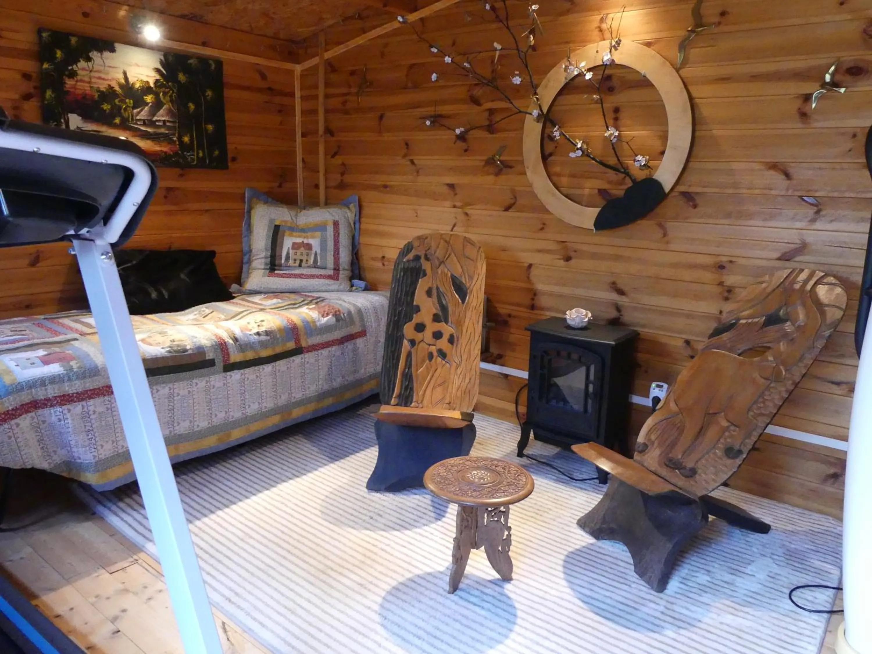 Bed in Au Cabanon Chez Nath - chbre d'hôtes