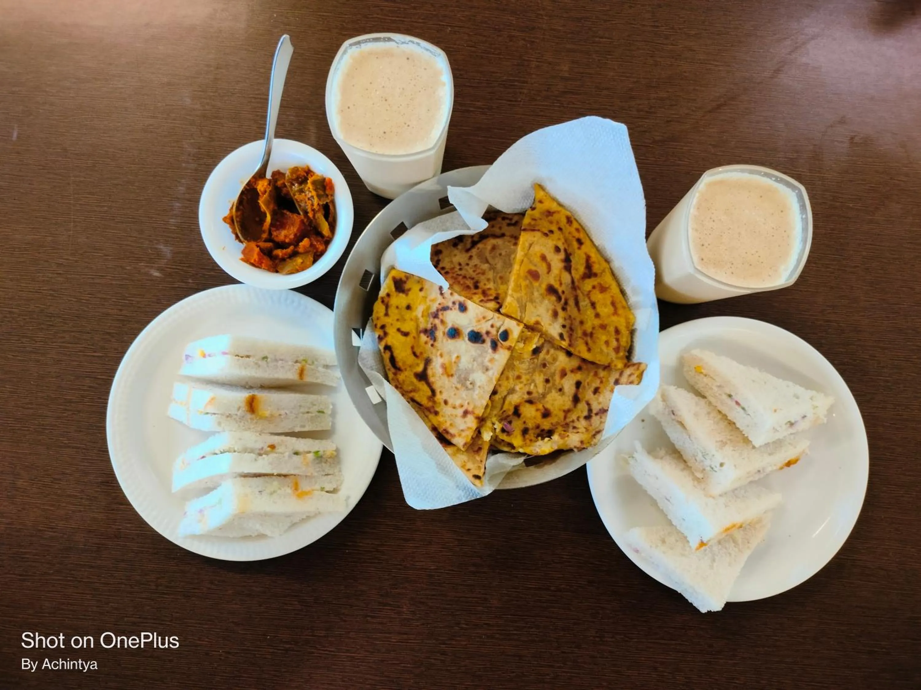 Restaurant/places to eat in Windsor Cottages