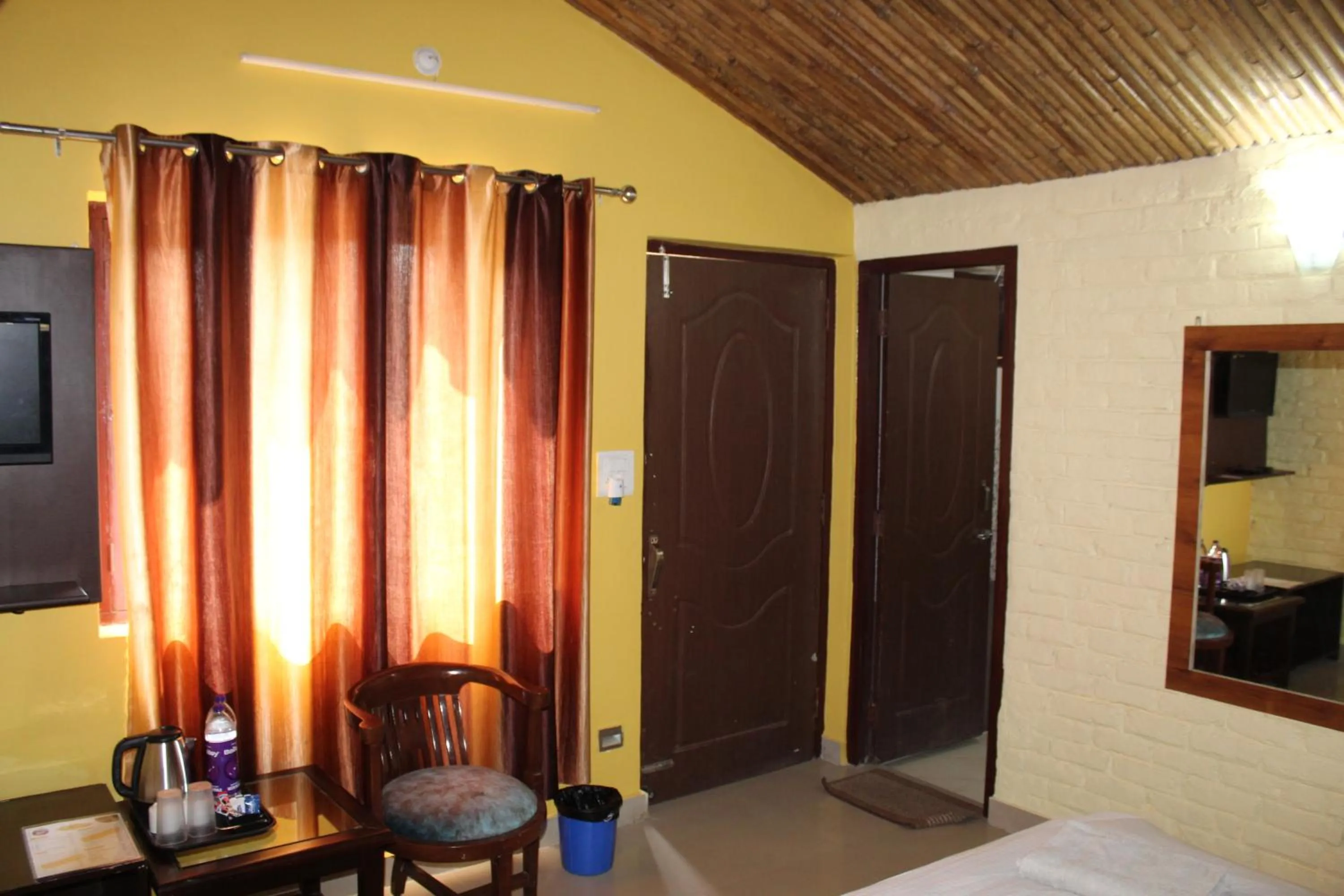 Bed in Windsor Cottages