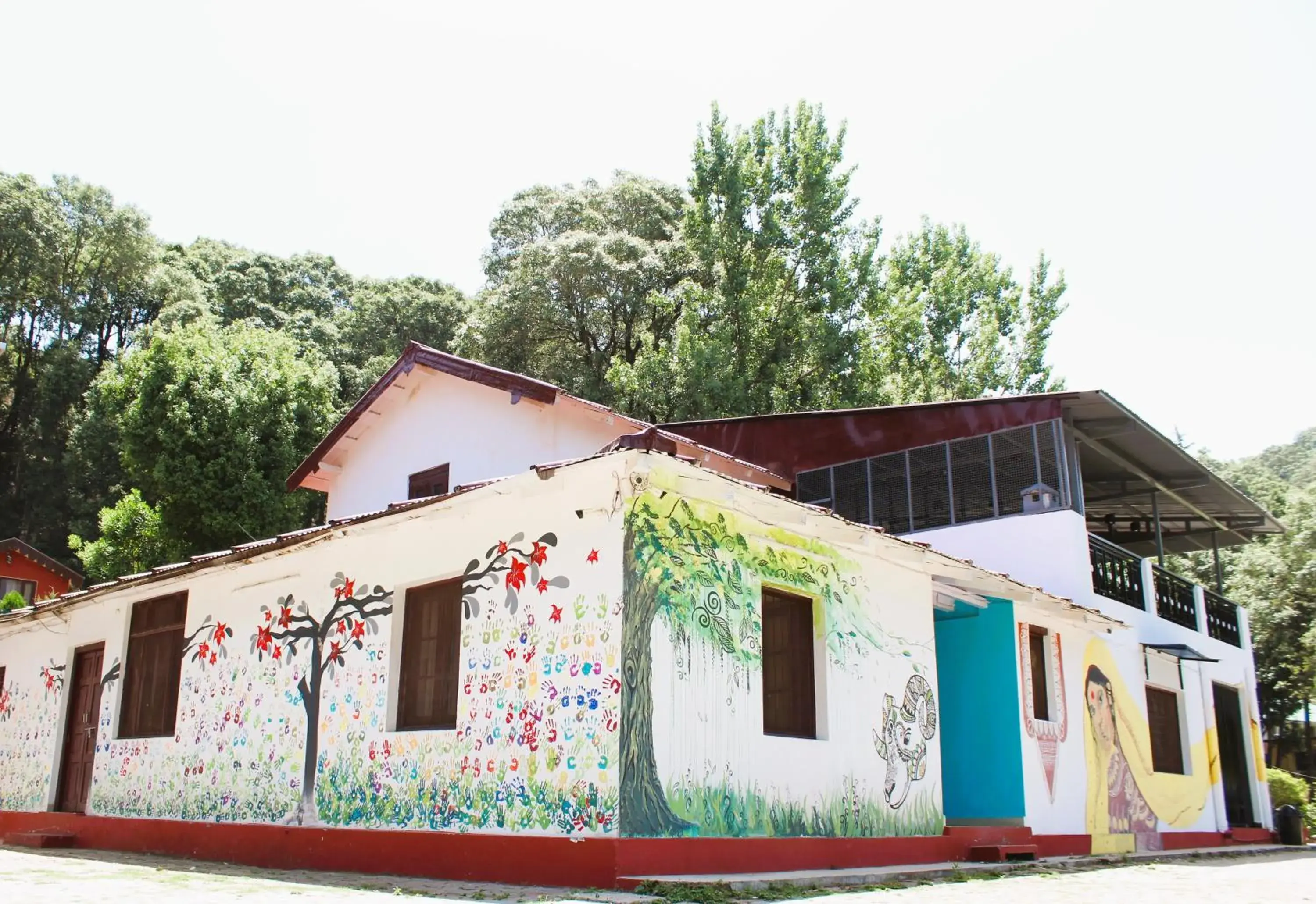 Property building in Windsor Cottages Property building in Windsor Cottages