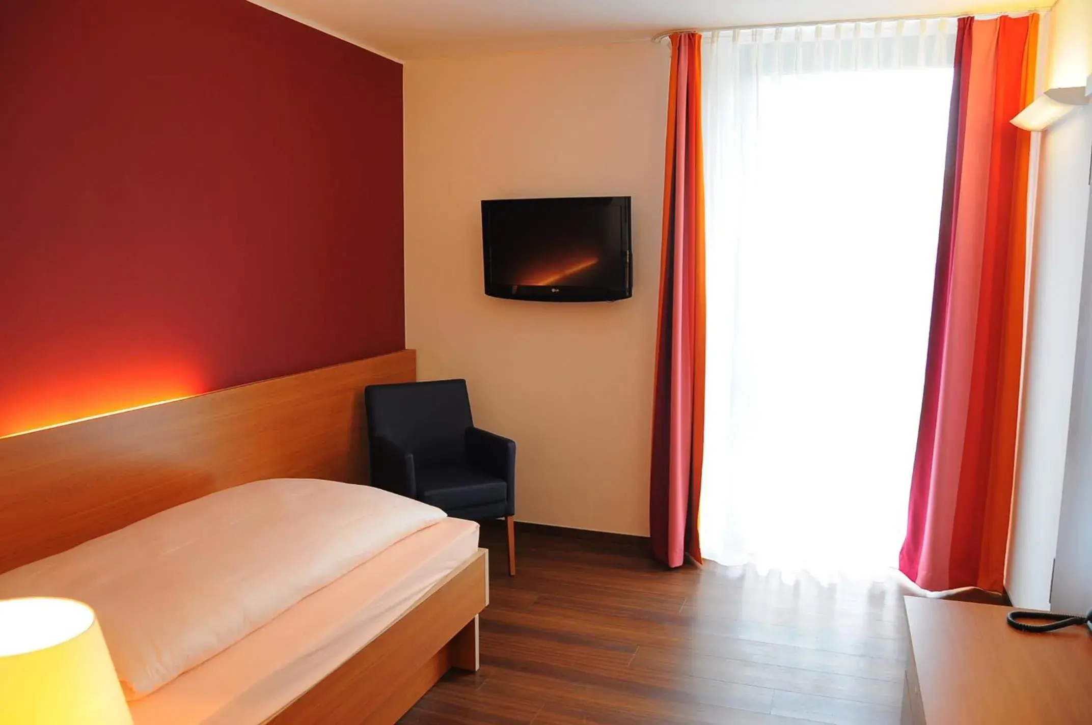 Photo of the whole room, Bed in Hotel Franz Photo of the whole room, Bed in Hotel Franz