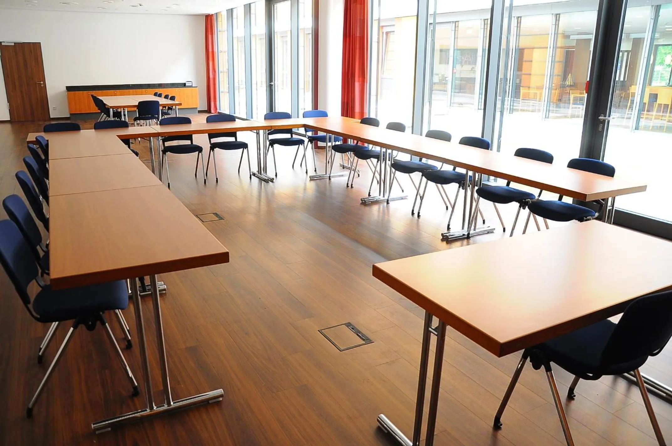 Business facilities in Hotel Franz