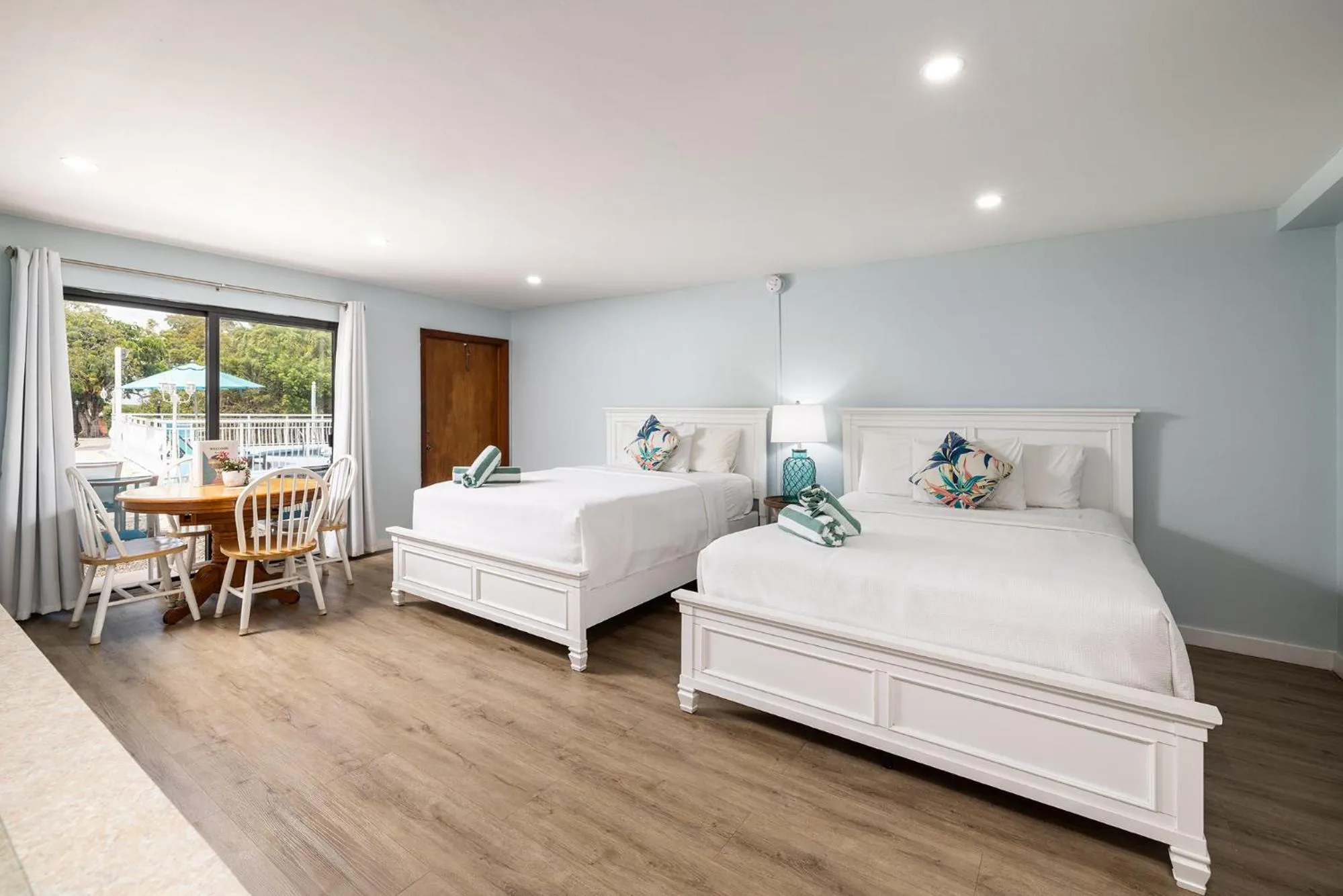 Bed in Rock Reef Resort