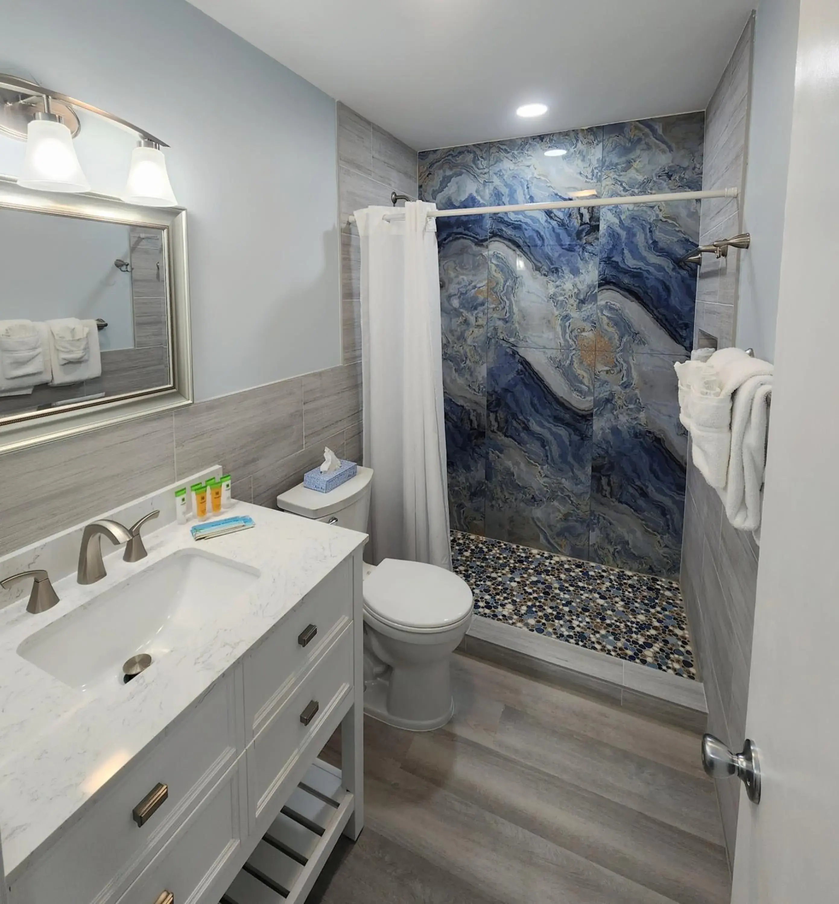 One-Bedroom Suite in Rock Reef Resort One-Bedroom Suite in Rock Reef Resort