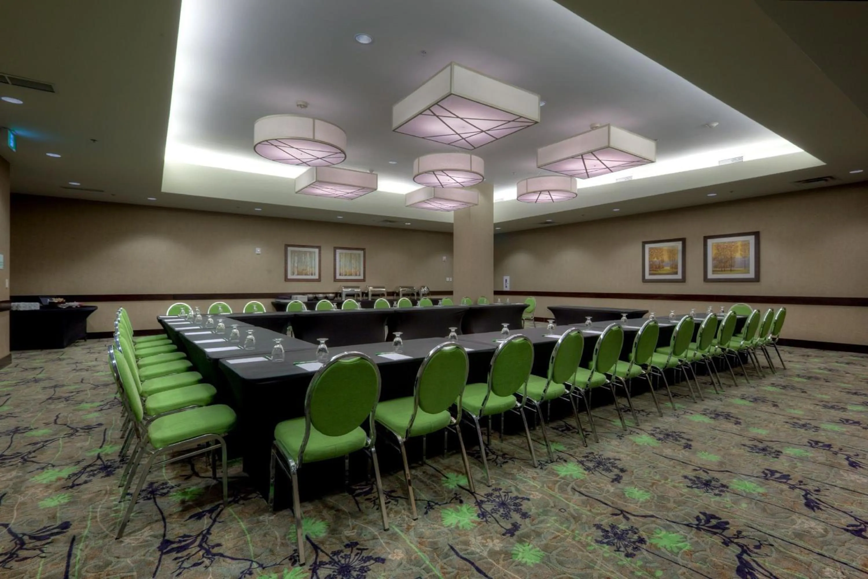 Meeting/conference room in Holiday Inn Saskatoon Downtown by IHG