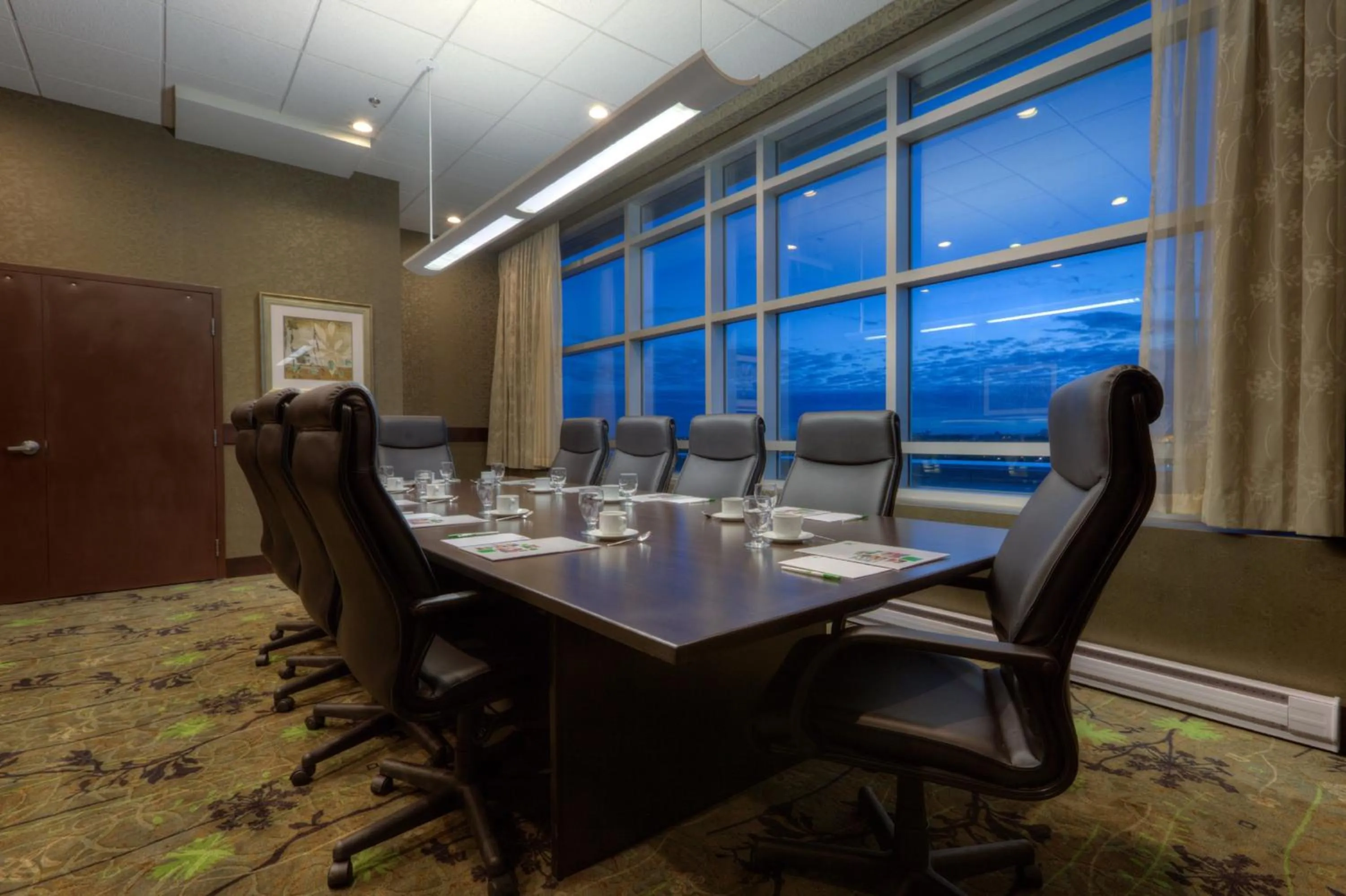 Meeting/conference room in Holiday Inn Saskatoon Downtown by IHG