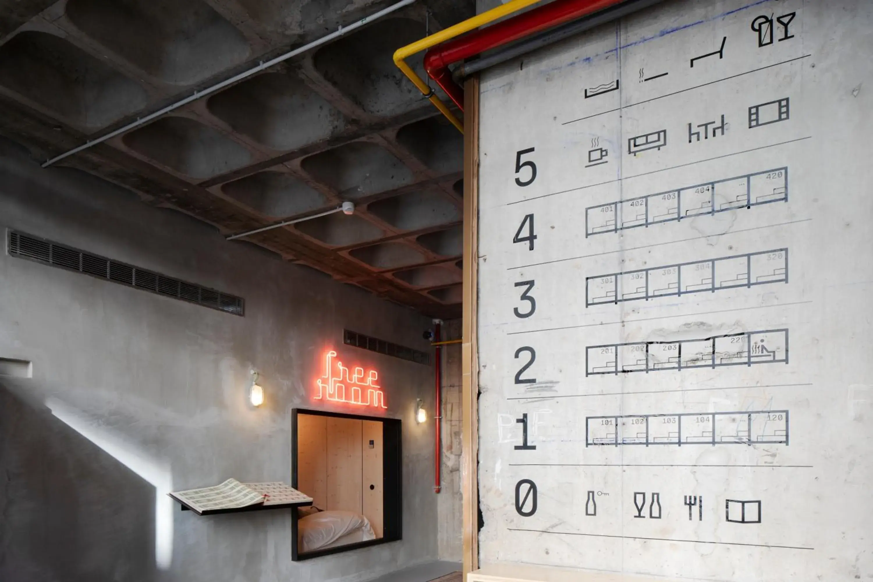 Lobby or reception in Zero Box Lodge Porto Lobby or reception in Zero Box Lodge Porto