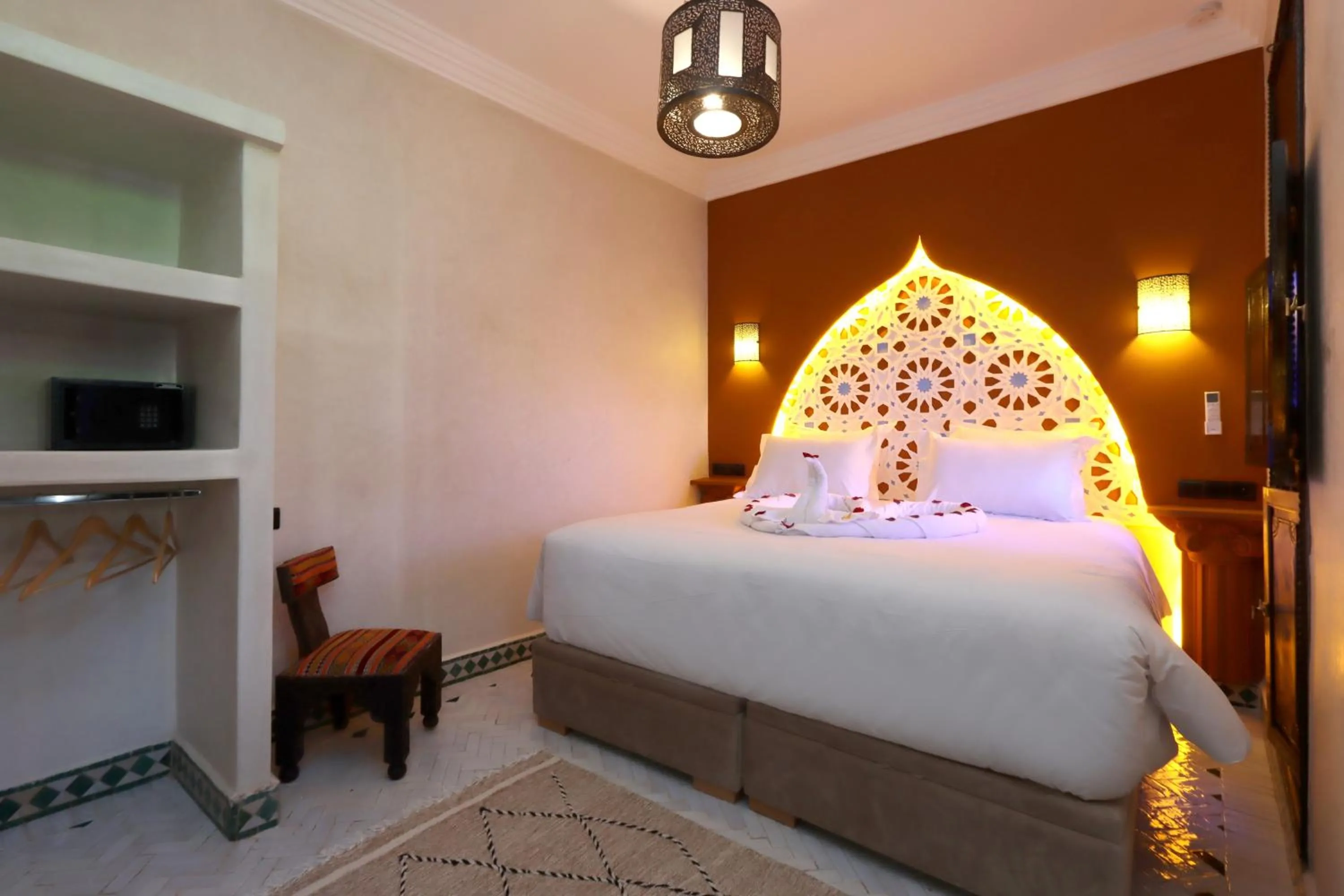 Superior Queen Room in Riad Atlas Mejbar - Adults Only