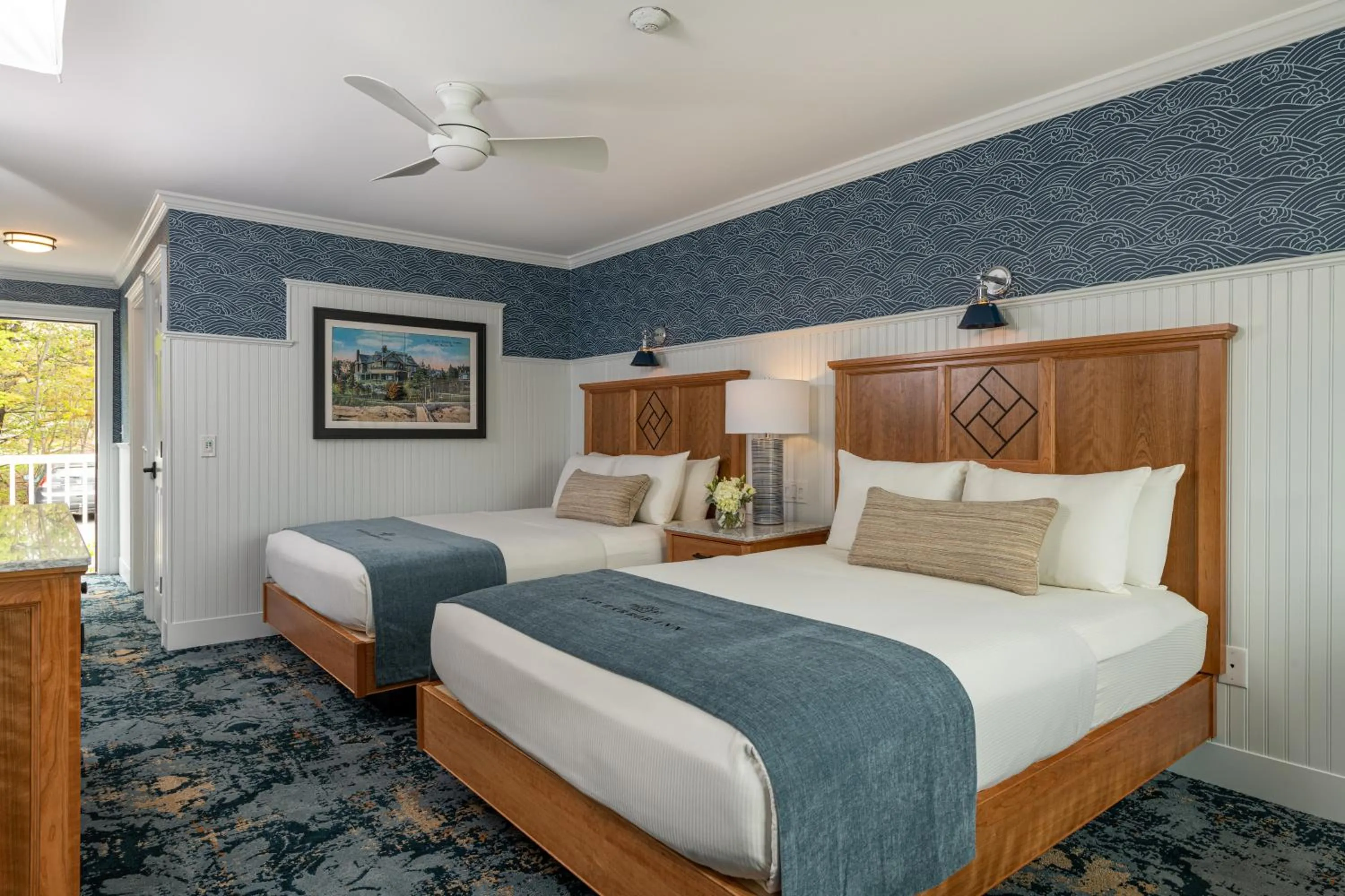 Bed in Bar Harbor Inn and Spa