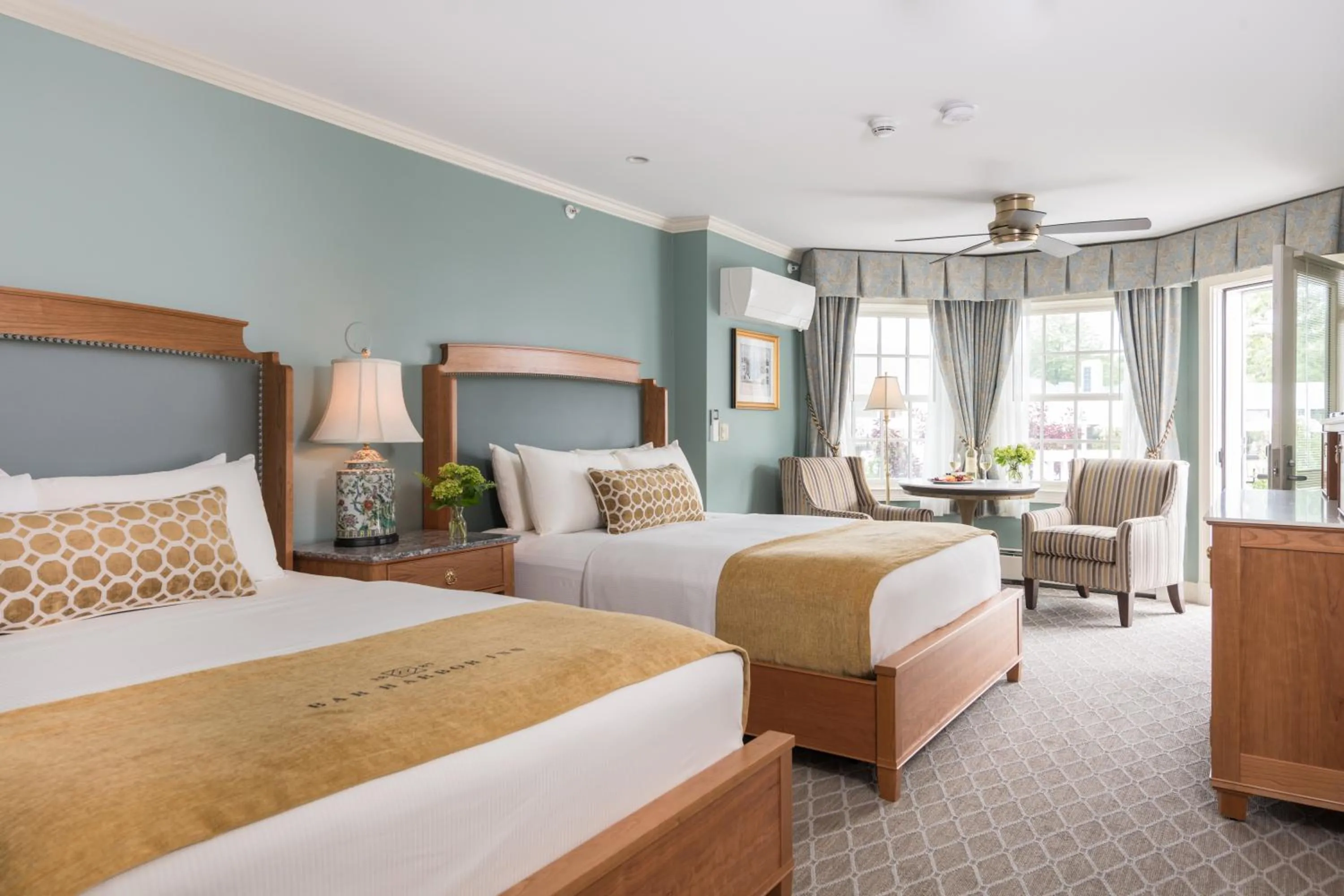 Bed in Bar Harbor Inn and Spa