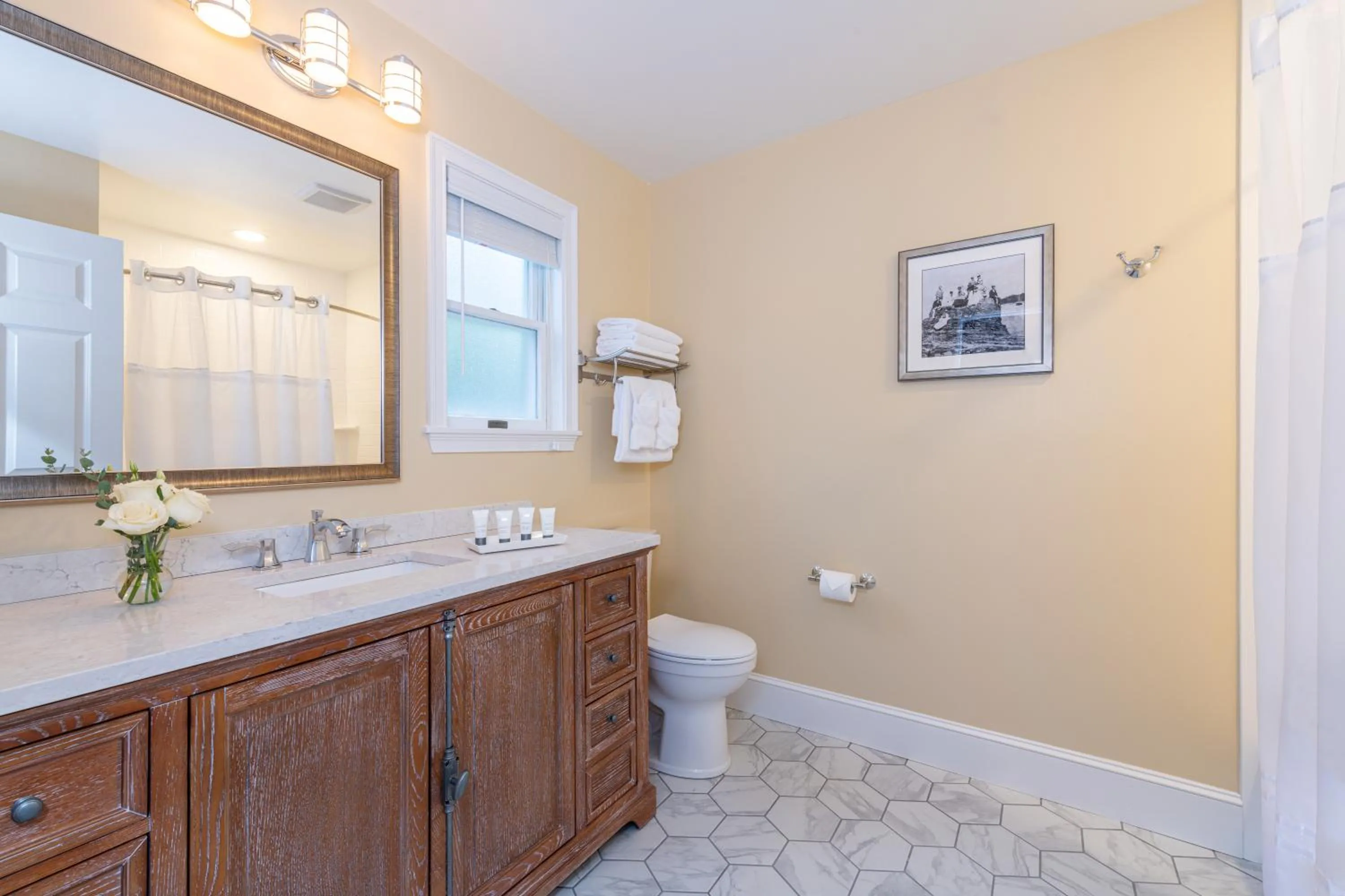 Bathroom in Bar Harbor Inn and Spa