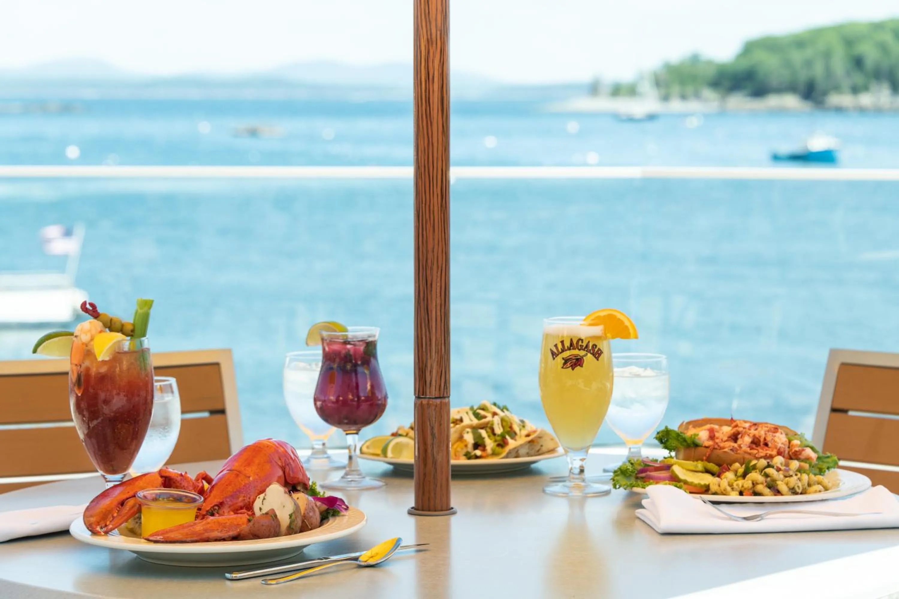 Restaurant/places to eat in Bar Harbor Inn and Spa