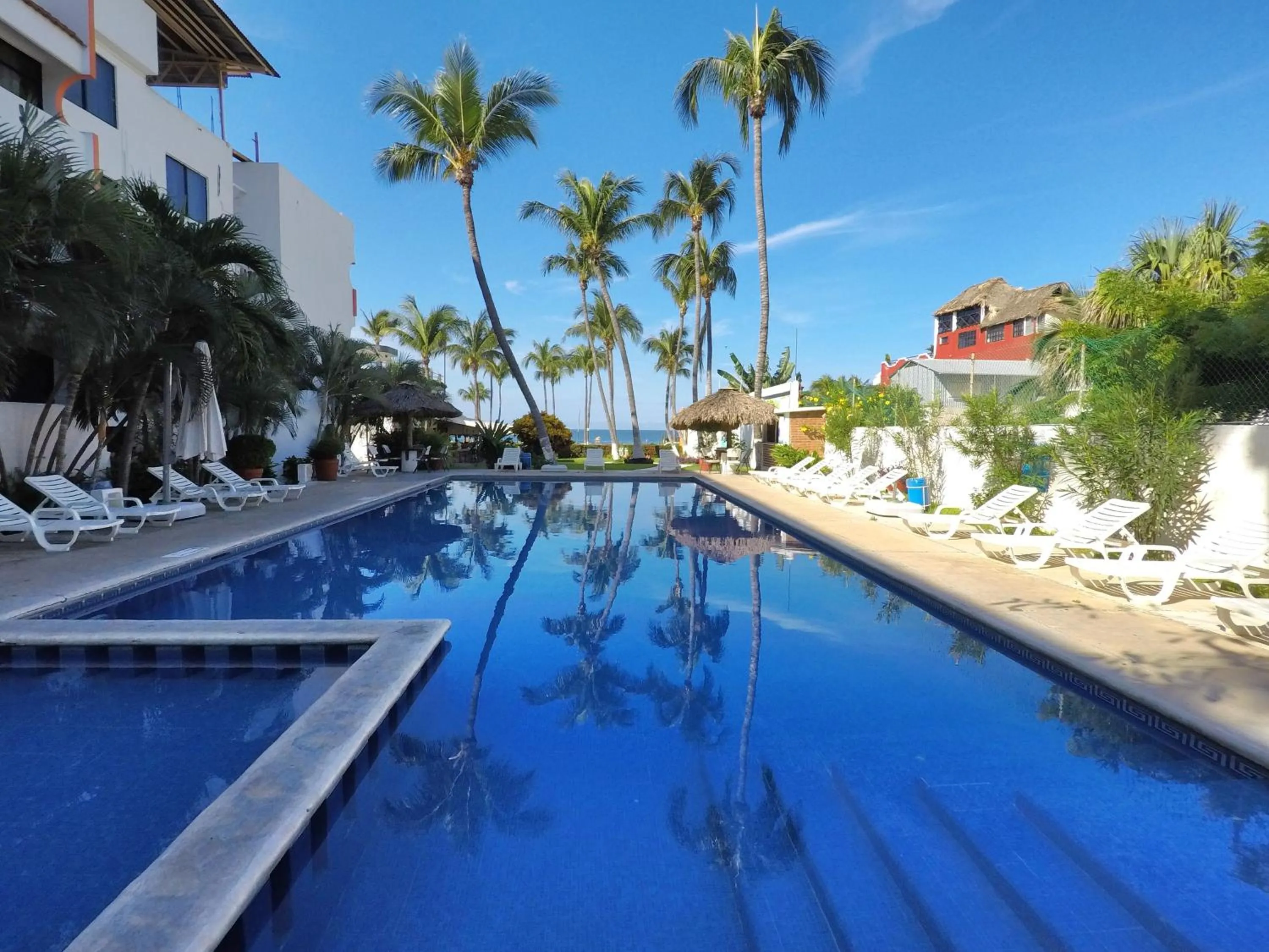 Swimming pool in Surf Olas Altas