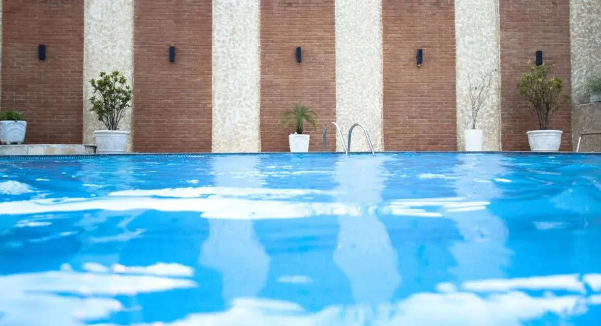 Swimming pool in Hotel Brisa Rio Swimming pool in Hotel Brisa Rio