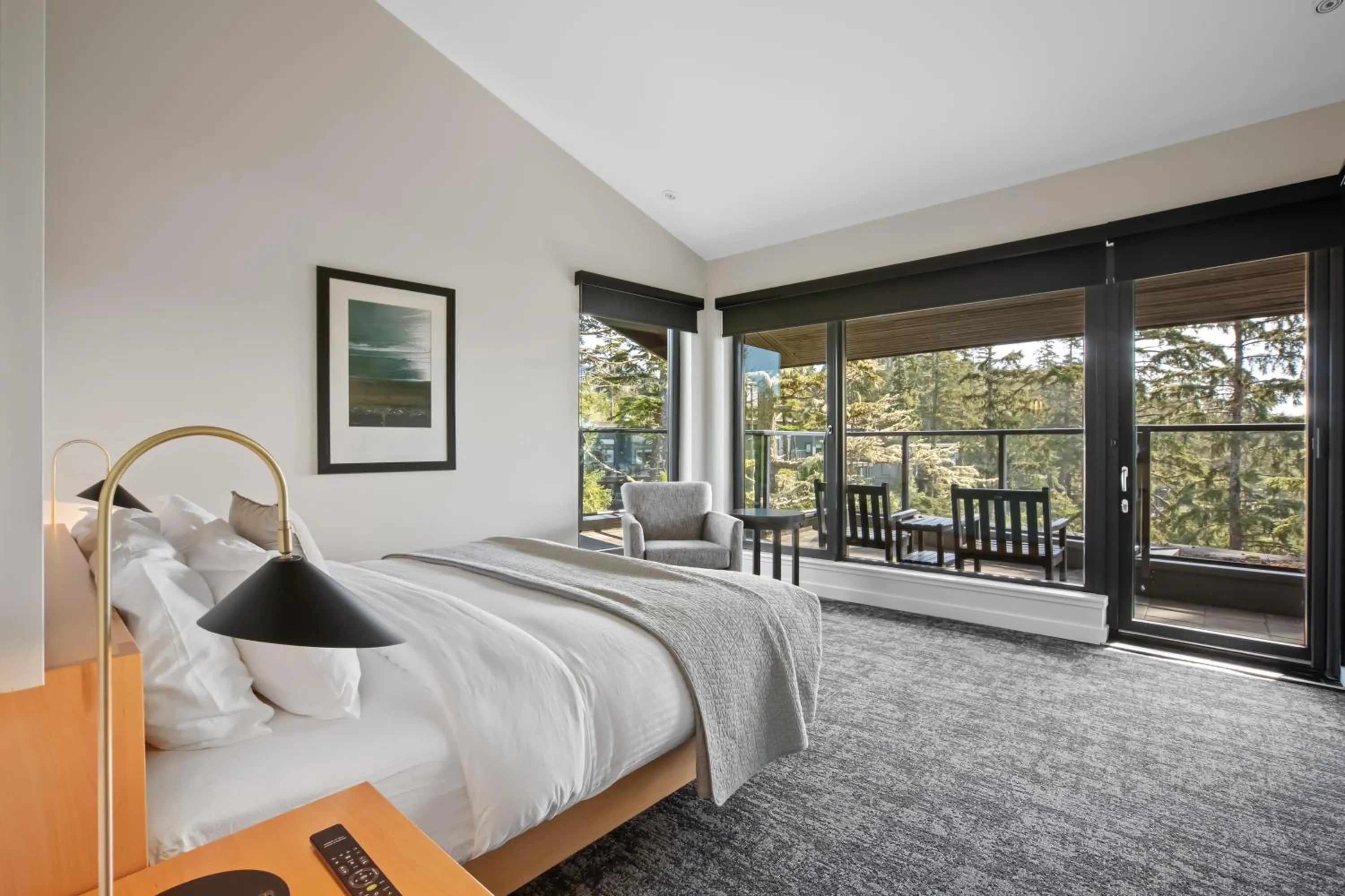 Bed in Black Rock Oceanfront Resort