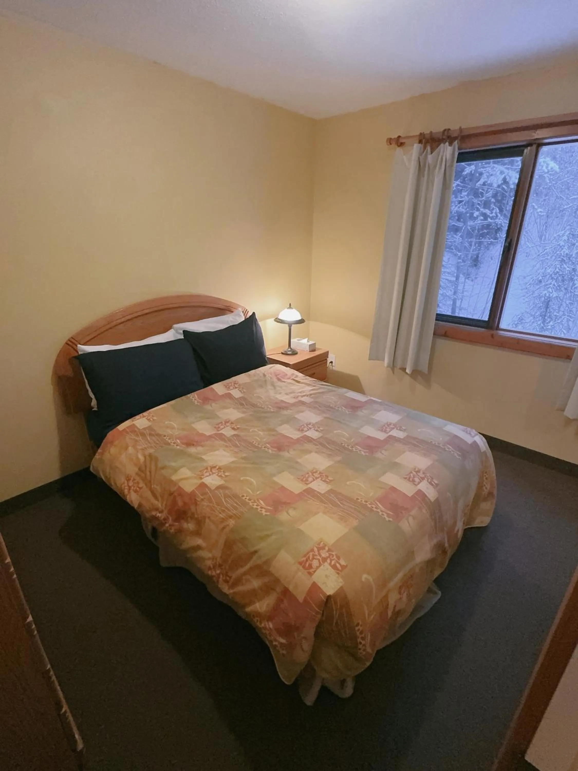 Bedroom, Bed in Alpine Meadows Lodge