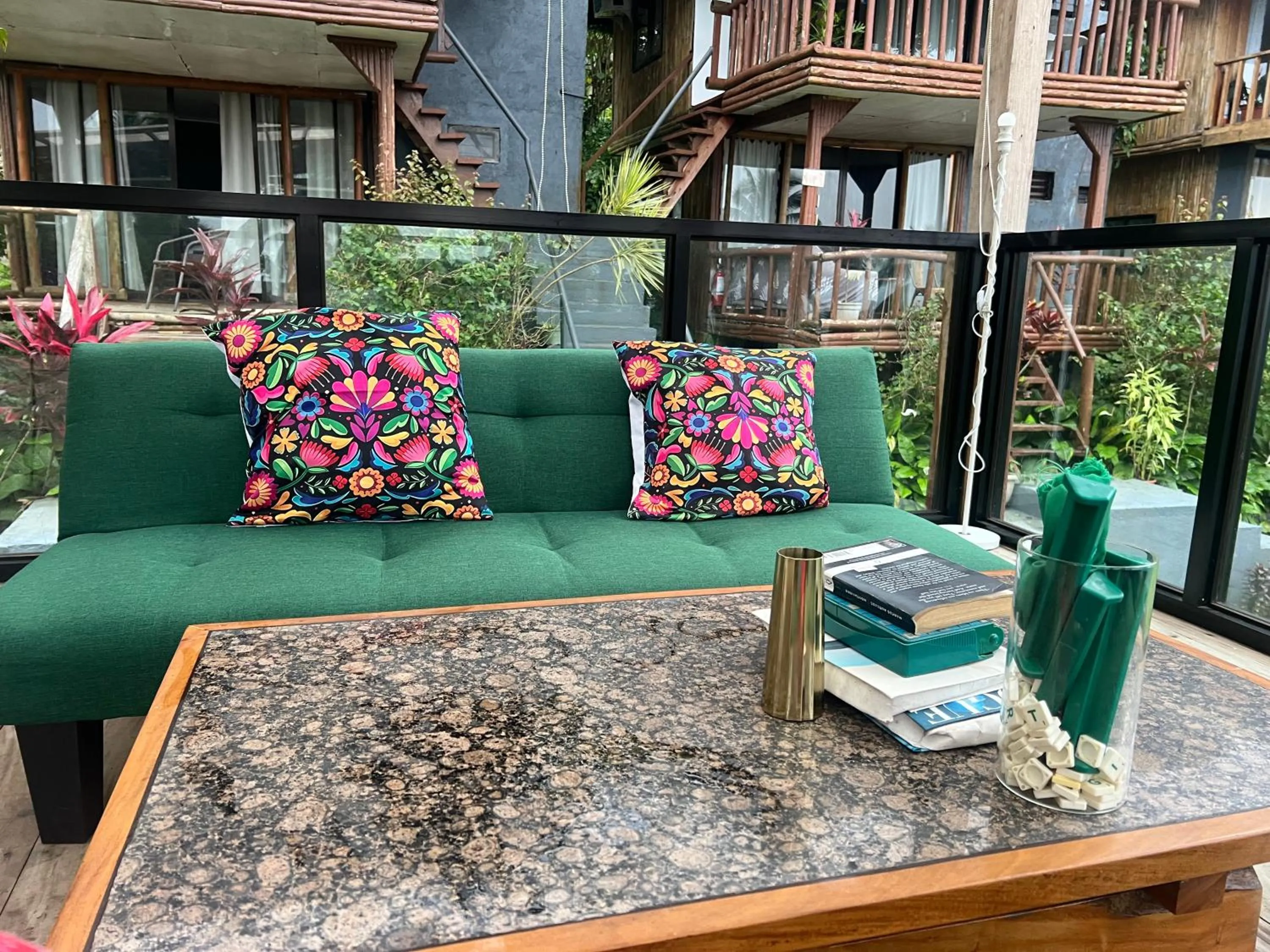 Patio in Bintana sa Paraiso Binunsaran