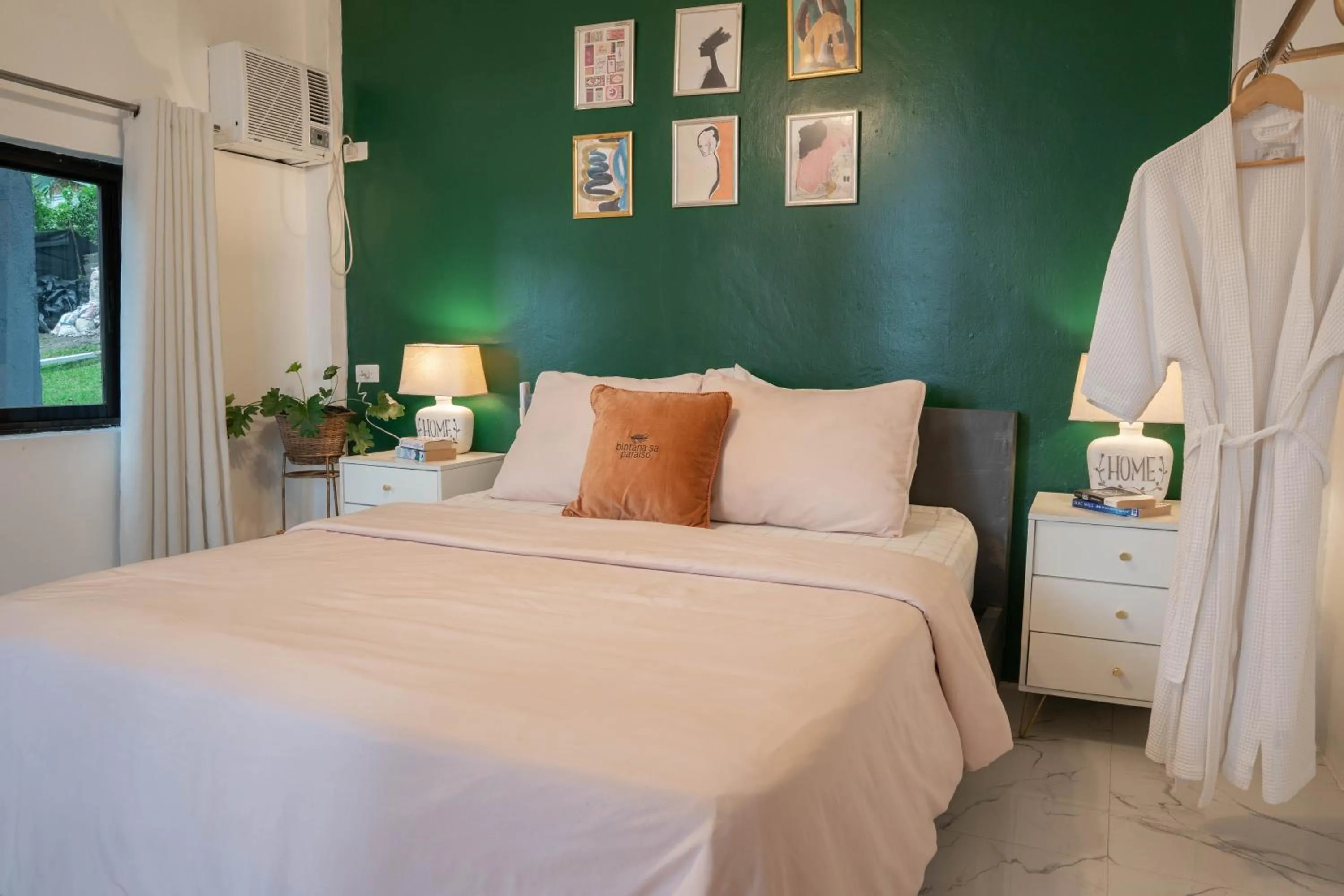 Queen Room in Bintana sa Paraiso Binunsaran