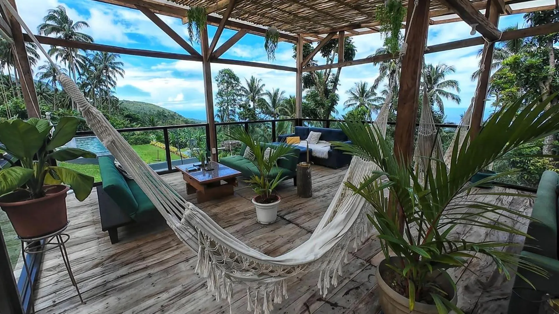 Balcony/Terrace in Bintana sa Paraiso Binunsaran