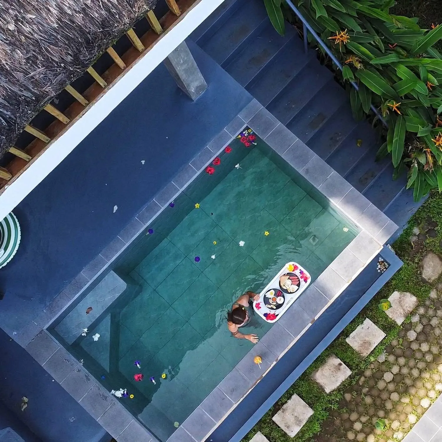 Swimming pool in Bintana sa Paraiso Binunsaran