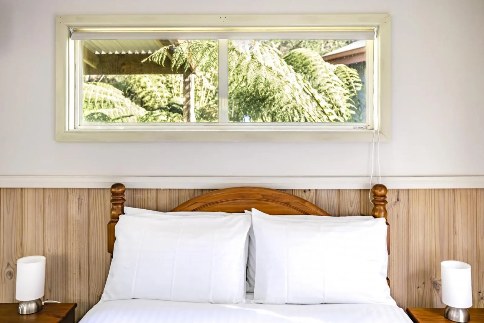 Bed in The Crays Accommodation